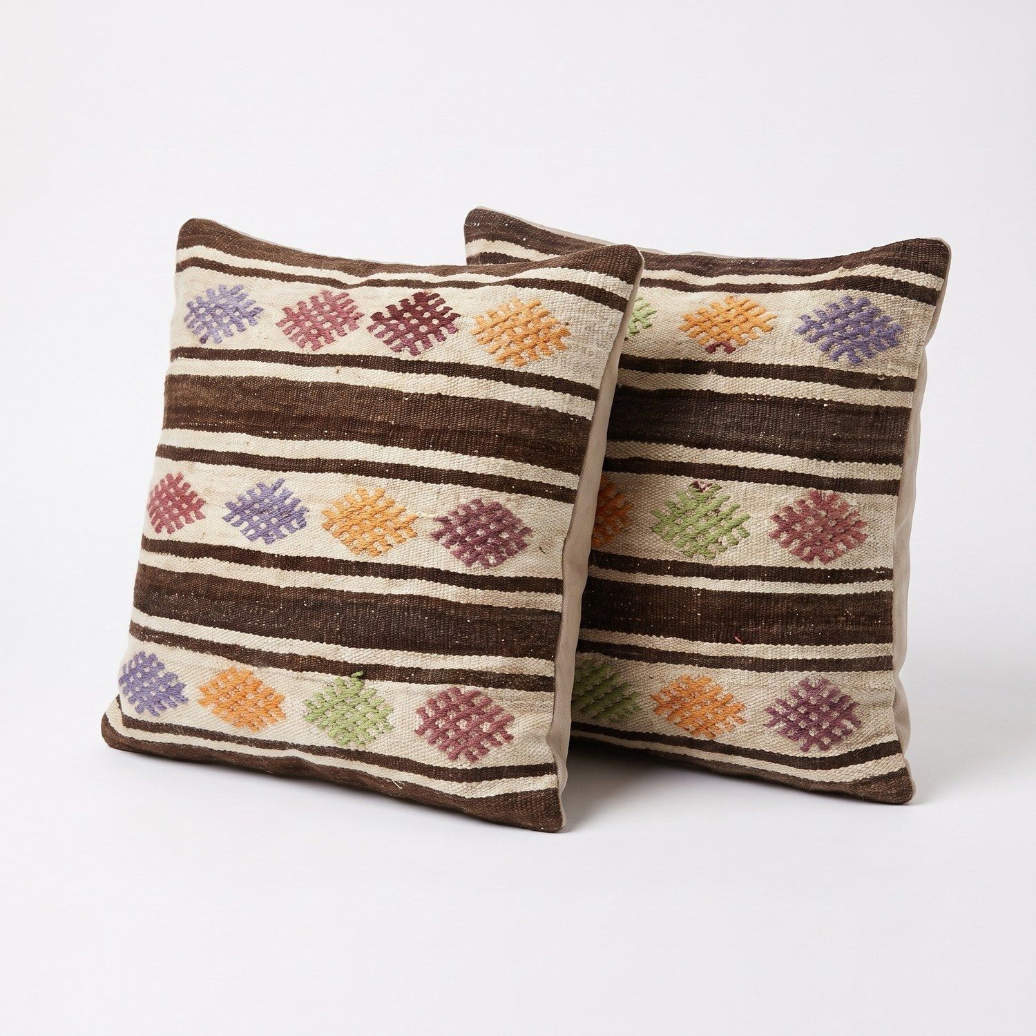 Turkische Kilim Kussenhoes 60 x 60 cm, Set van Twee photo furniture