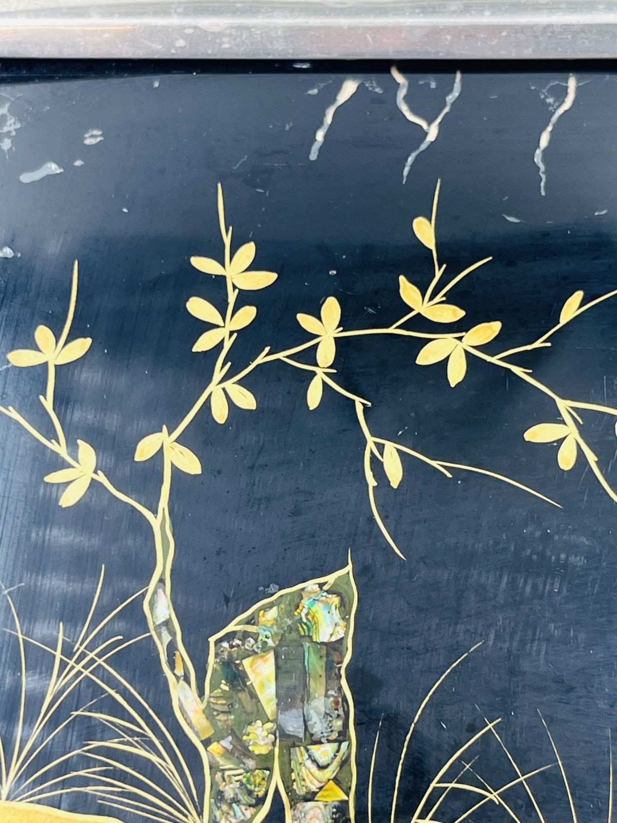 68.0 Art Deco dienblad, beschilderd glas en parelmoer photo