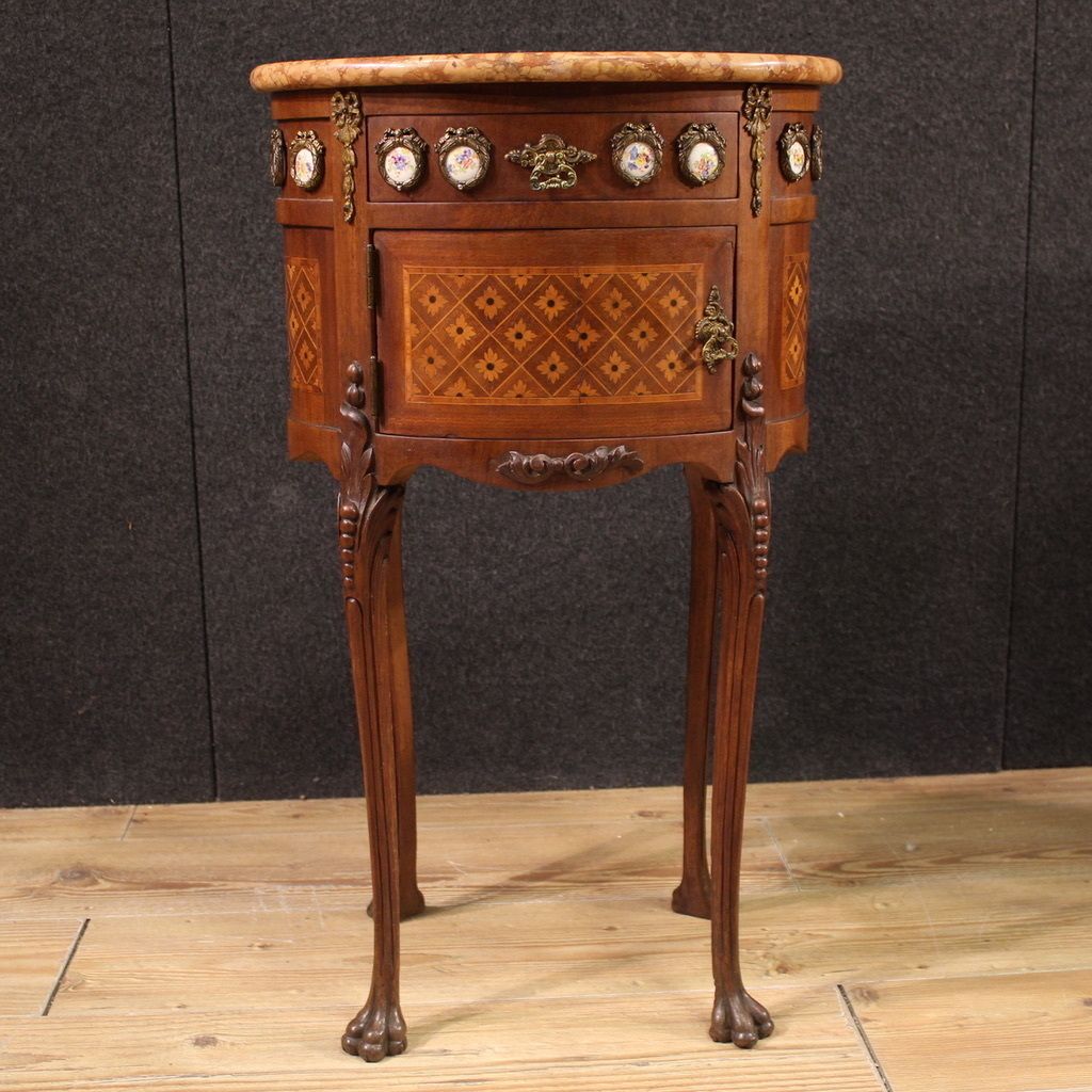Paire de tables de chevet françaises à marqueterie, XXe siècle photo vintage