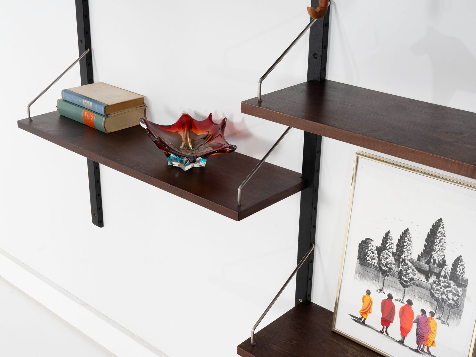 photo for sale Modulair wandrekken systeem, Deens design, jaren 1960, ontwerper: Poul Cadovius