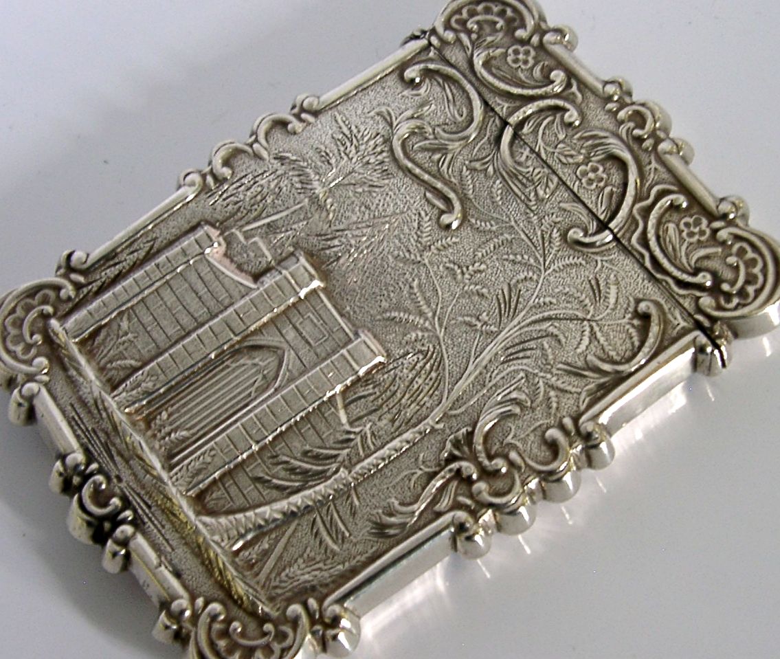Woonaccessoires Zeldzaam Amerikaans sterling zilveren Trinity Church Castle Top Card Case ca. 1850 photo