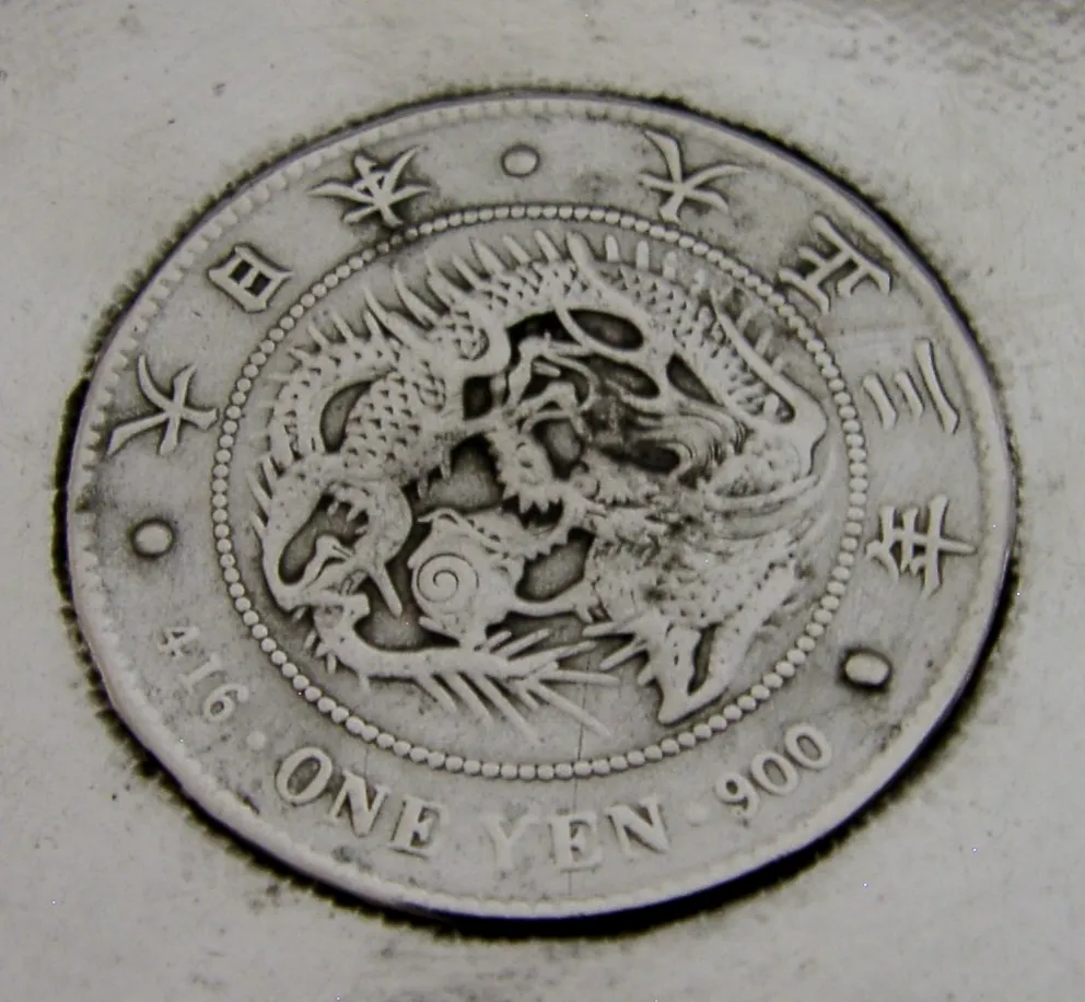 Coupelle à monnaie d'exportation chinoise en argent sterling, pièce japonaise d'un yen, d'époque, vers 1910 photo for sale