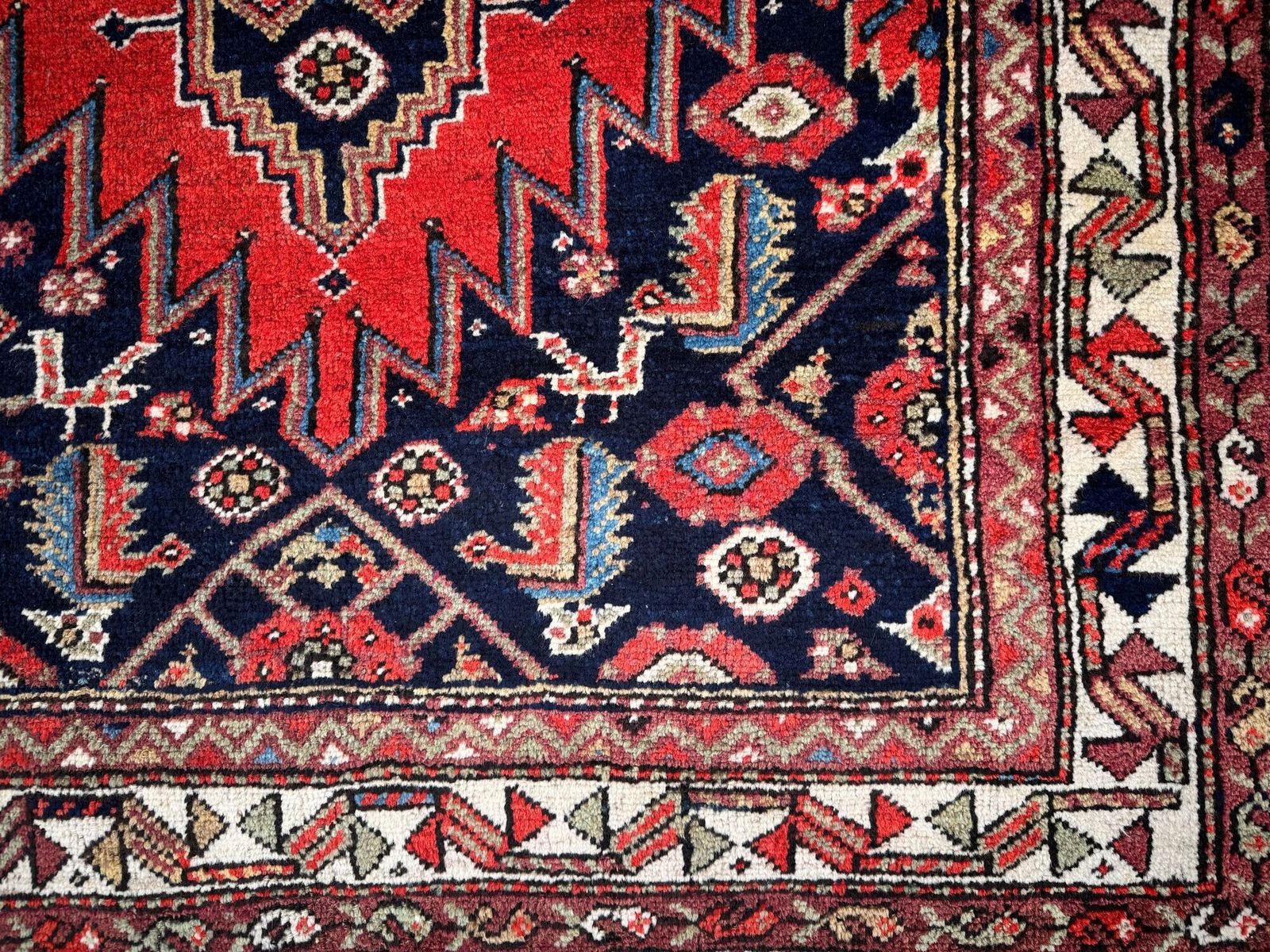 Antiek Luri tapijt 1,97 m x 1,30 m photo buy