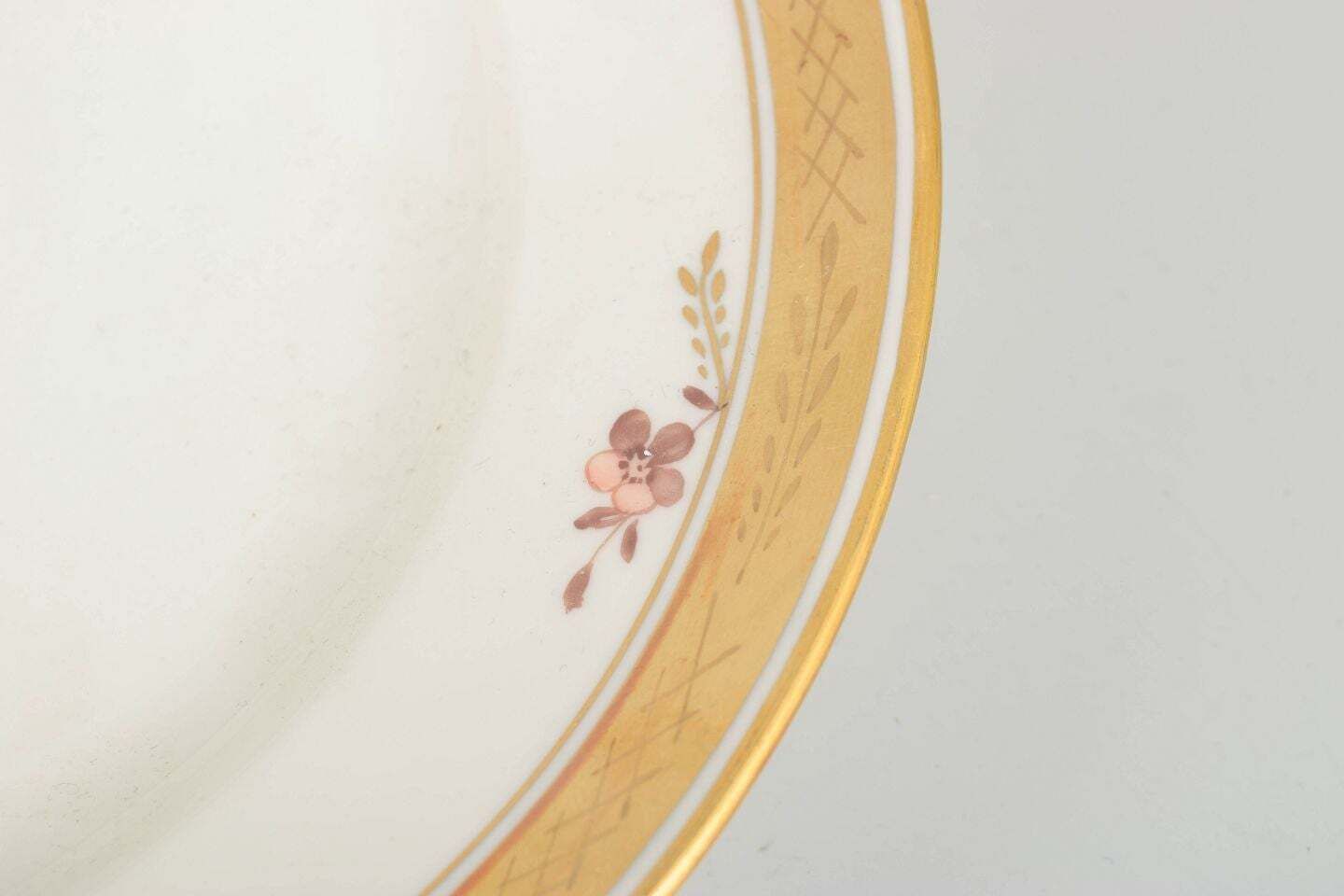 Royal Copenhagen Golden Basket, grand plat de service ovale en porcelaine. photo Décoration