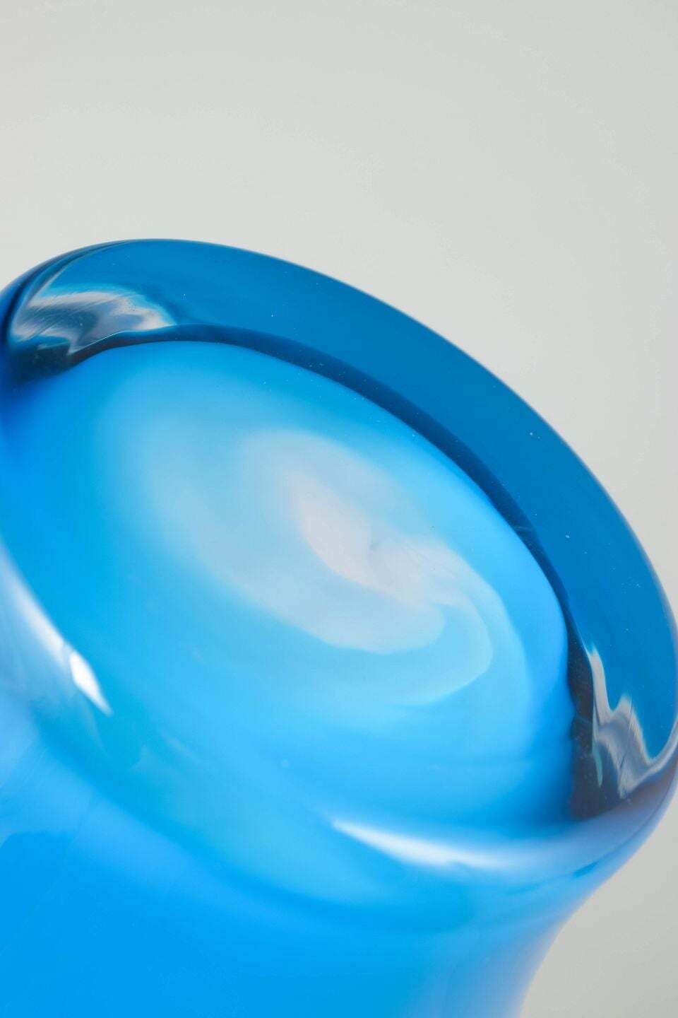 Vase en verre d'art monumental Books Glas, Kosta, Suède, fin du XXe siècle photo Art