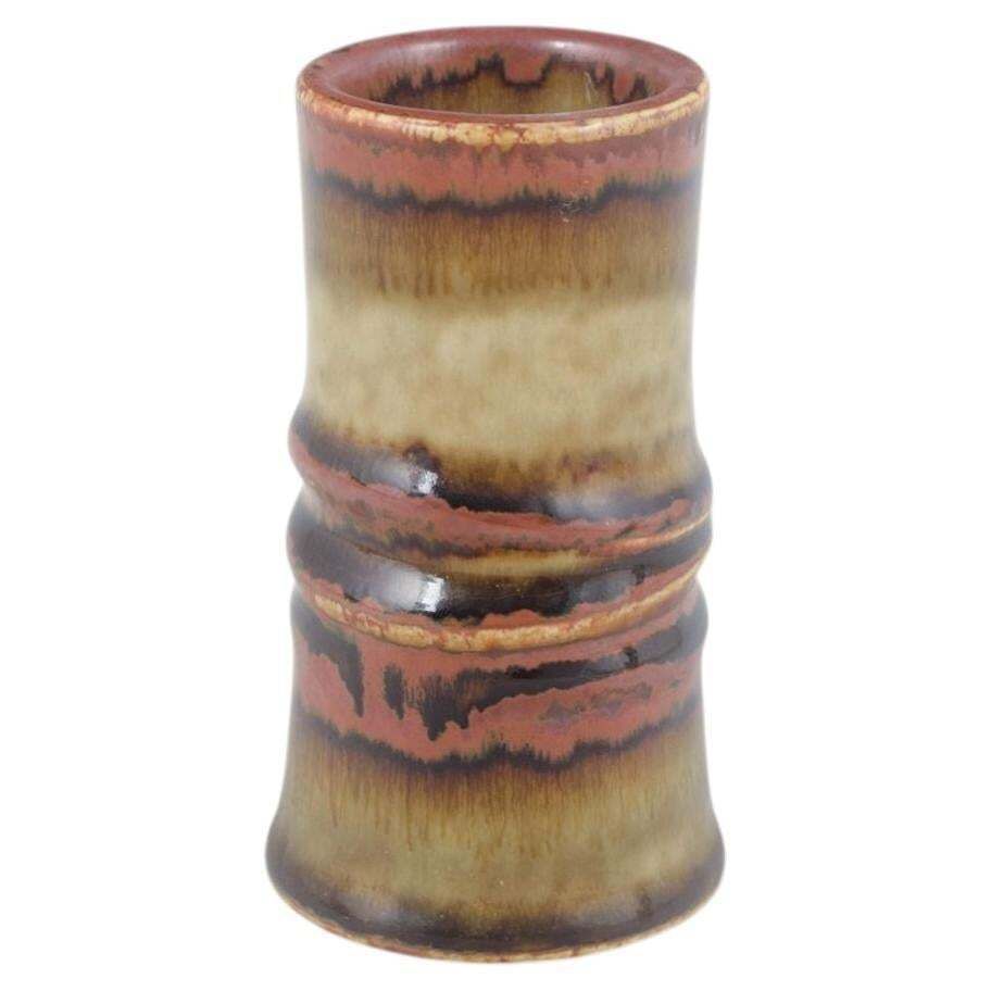 Olle Andersson voor Rörstrand. Stoneware vaas met veelkleurig glazuur, jaren 1960/70