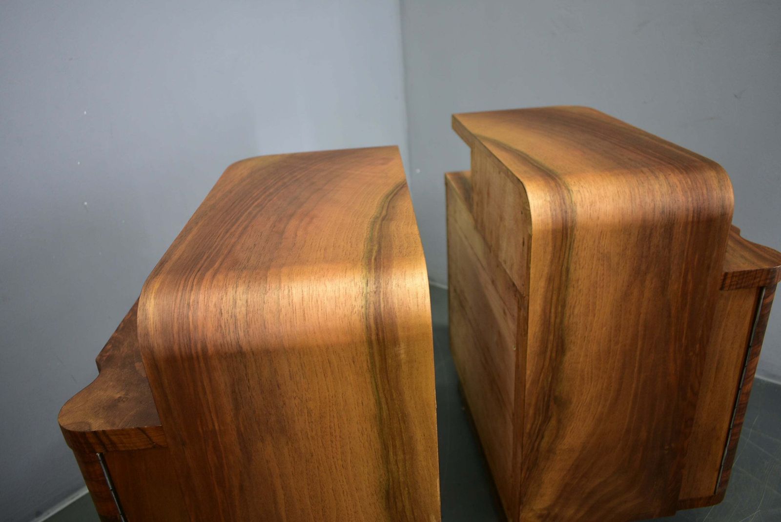 photo vinterior Paire de tables de chevet Art déco, Tchécoslovaquie, 1934