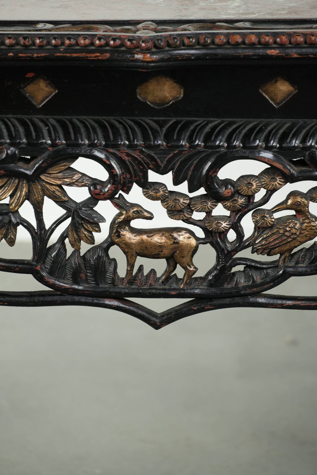 photo vinterior Stunning, Rare, Colorful Antique Chinese 19th Century Wooden Side Table/Opium Table With A Marble Top