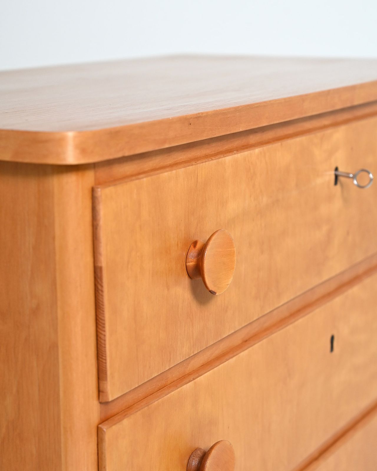 Scandinavian Birch Chest Of Drawers, 1950s photo vinterior