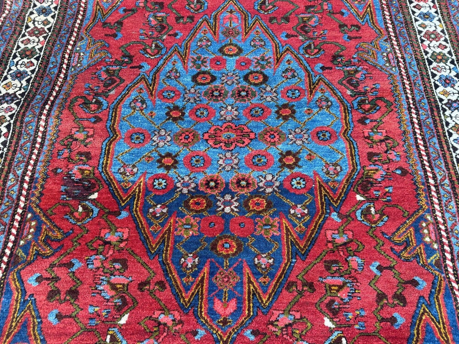 Antique Hamadan Rug 1.96m X 1.30m photo vintage