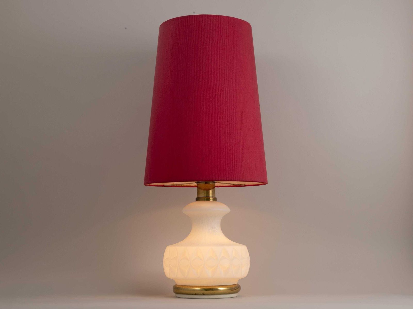 1960s Peill & Putzler Table Lamp Illuminated Base | Mid Century Modern Floor Accent Light Modernist Raspberry Red Atomic Age Space White photo buy