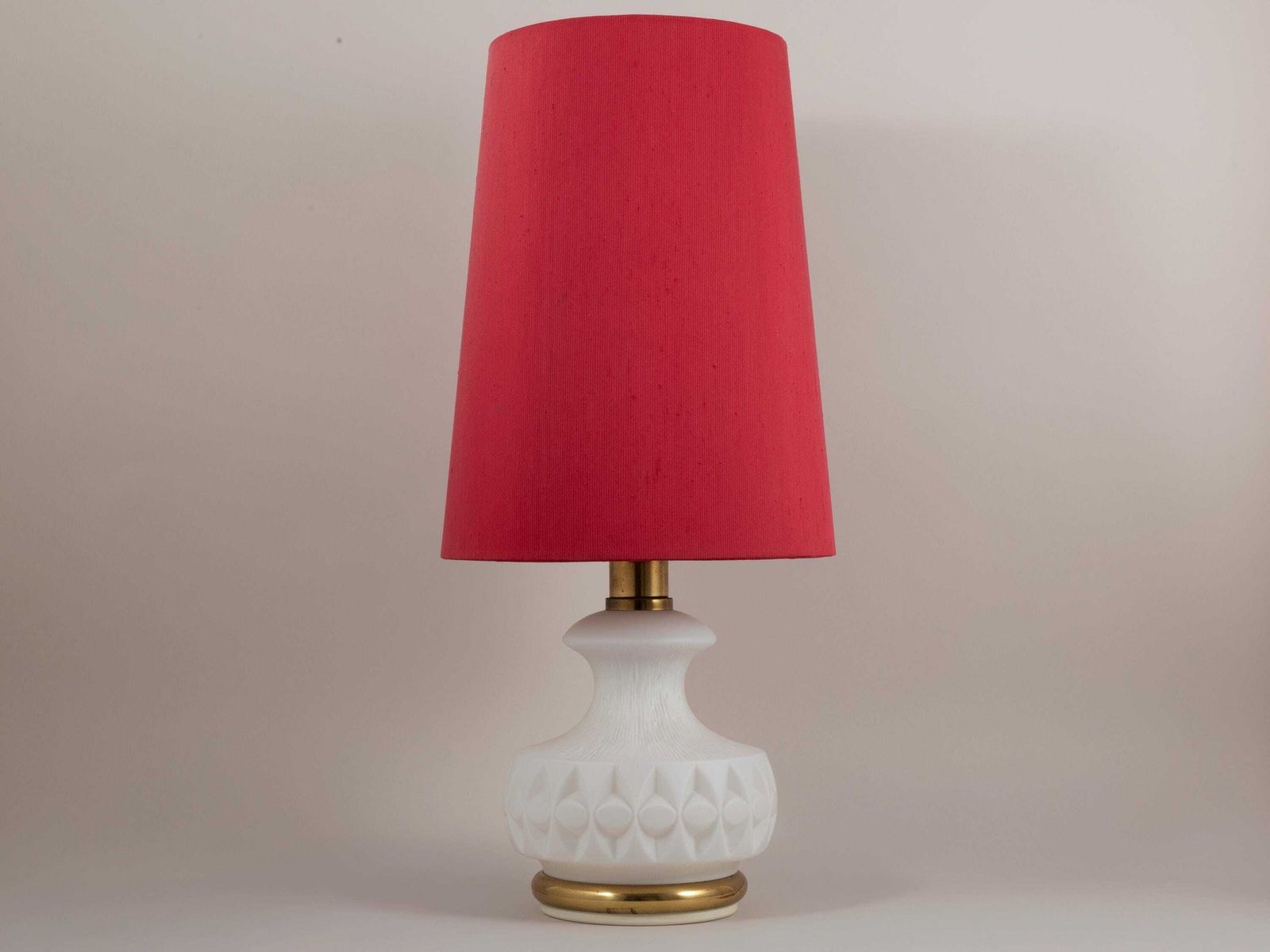 photo furniture 1960s Peill & Putzler Table Lamp Illuminated Base | Mid Century Modern Floor Accent Light Modernist Raspberry Red Atomic Age Space White