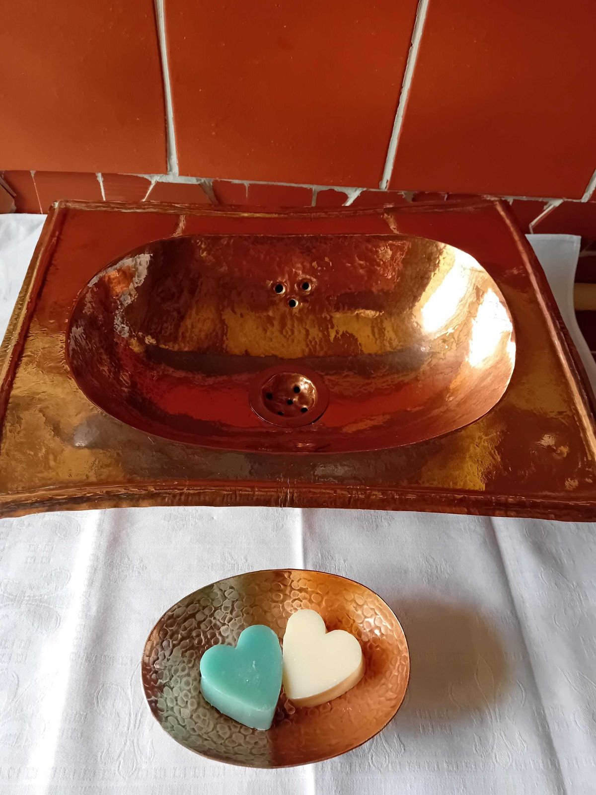 Vasque et porte-savon en cuivre, pour petits espaces photo buy