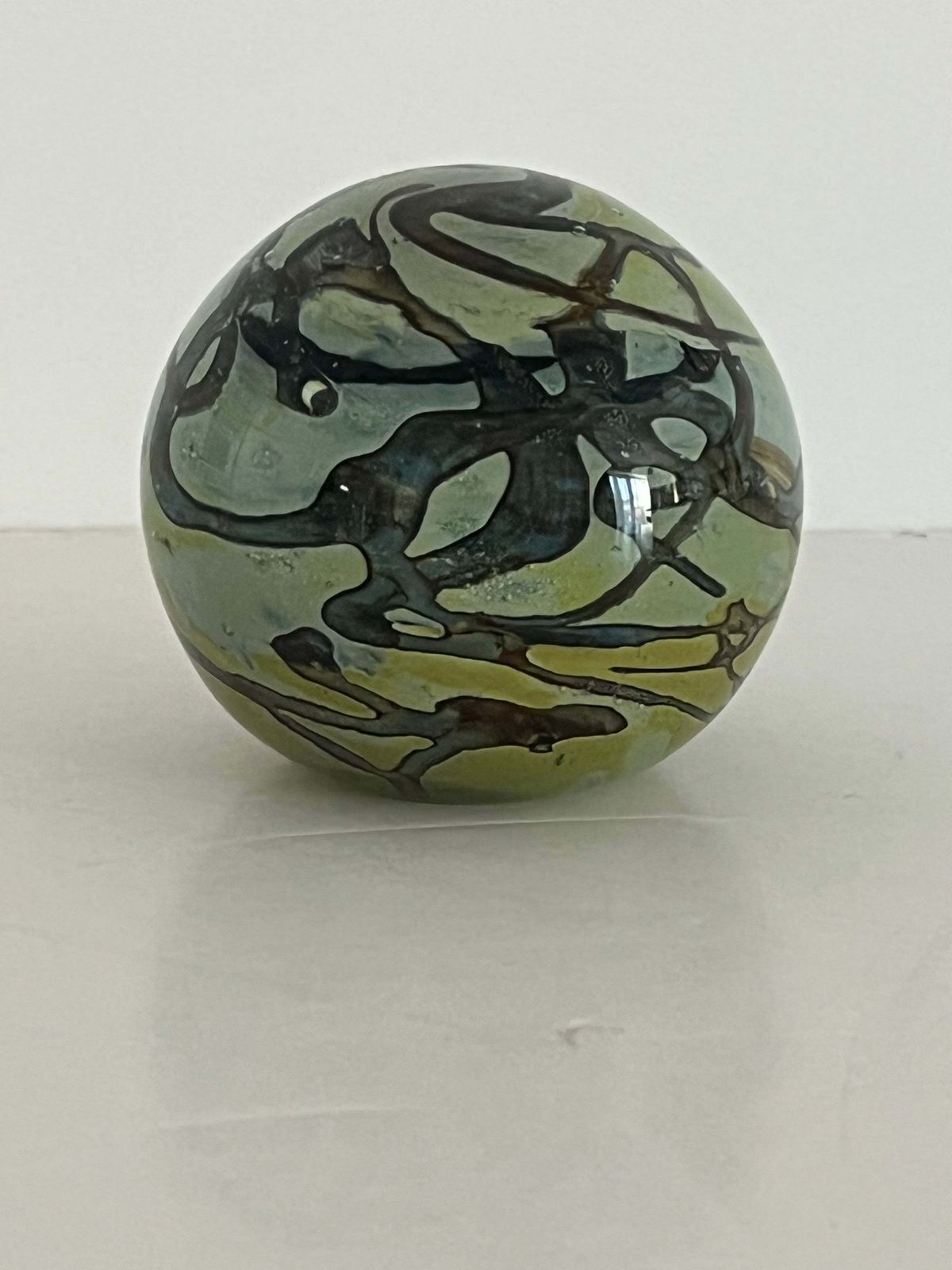 Mdina Glass briefbeschwerer, abstract design, handgemaakt, Malta, jaren 1970 photo Woonaccessoires