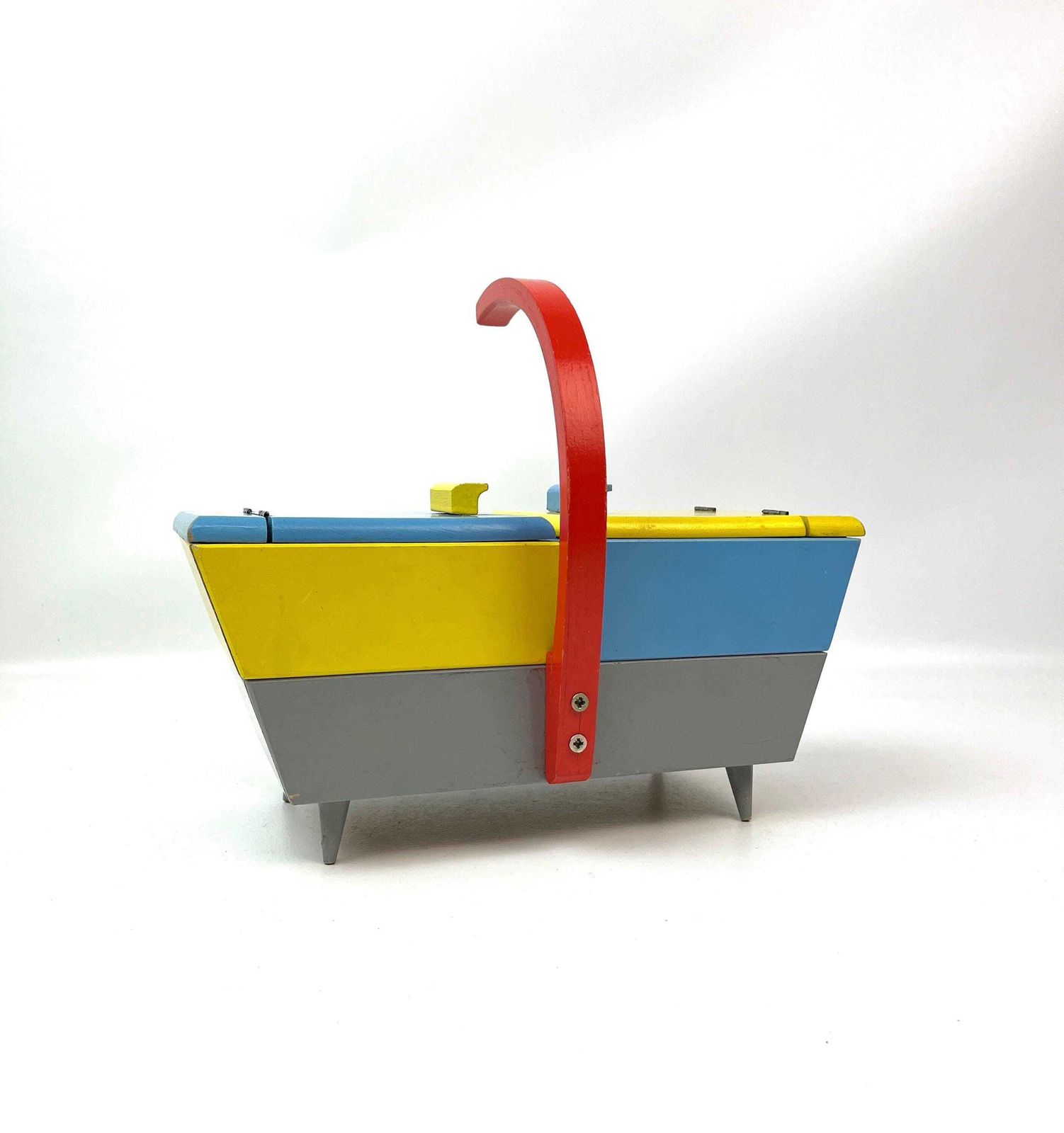 photo furniture Zeer zeldzame mid-century jaren 1950 Rockabilly Neo Bauhaus grote opvouwbare sieradendoos