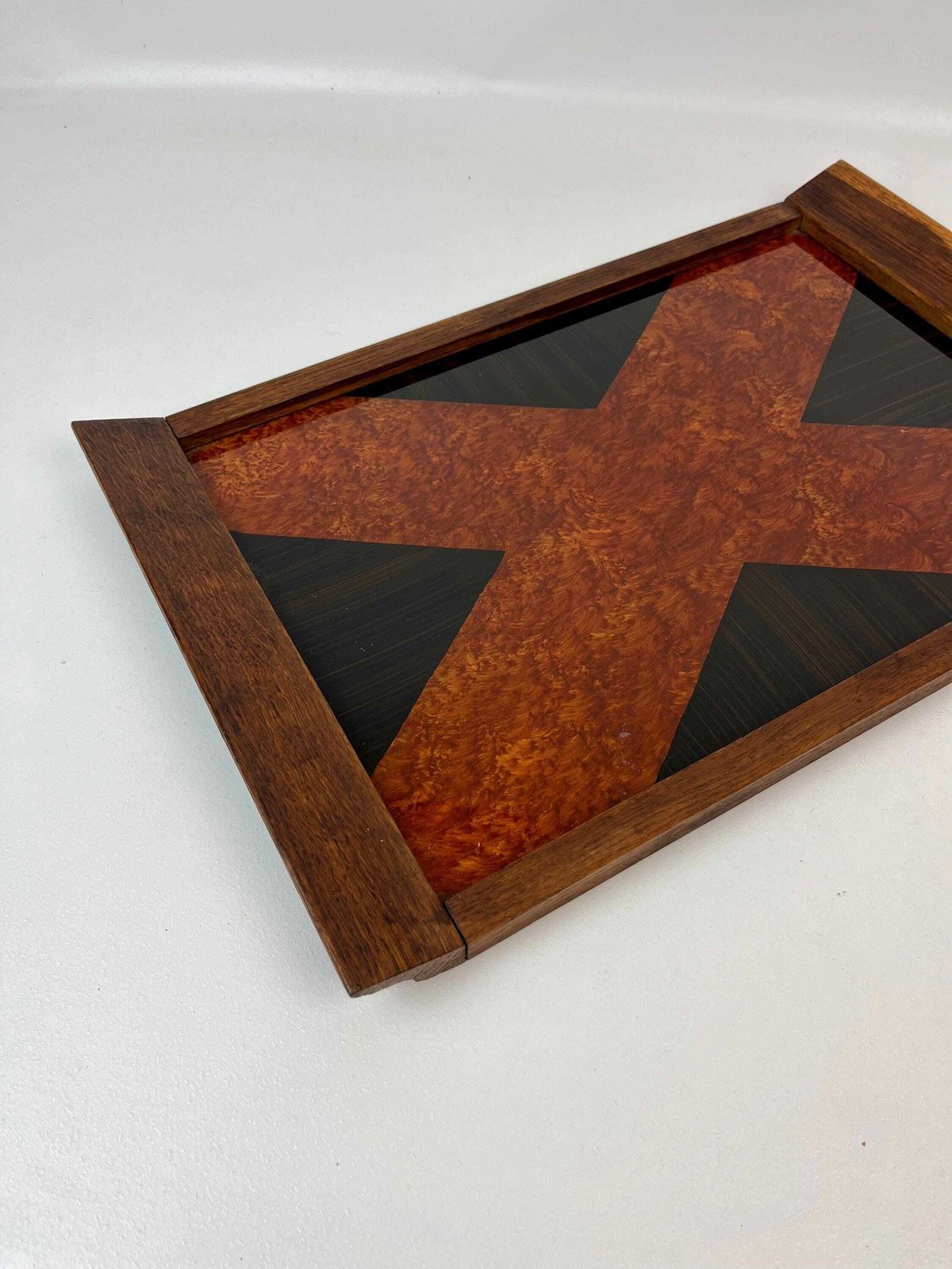 Plateau de service Art déco cubiste en bois, motif suprématiste Bauhaus, Allemagne, 1930 photo for sale