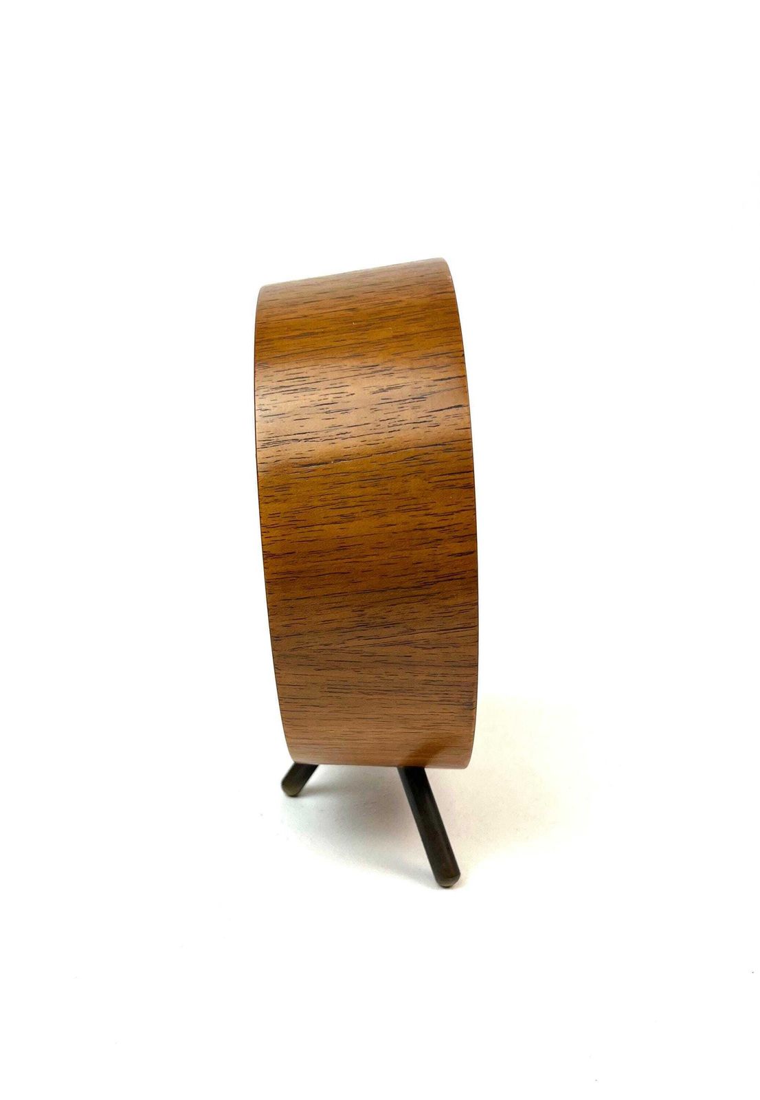 Horloge de bureau ronde mid-century en teck sur trépied par Kienzle, Allemagne, 1960 photo Décoration