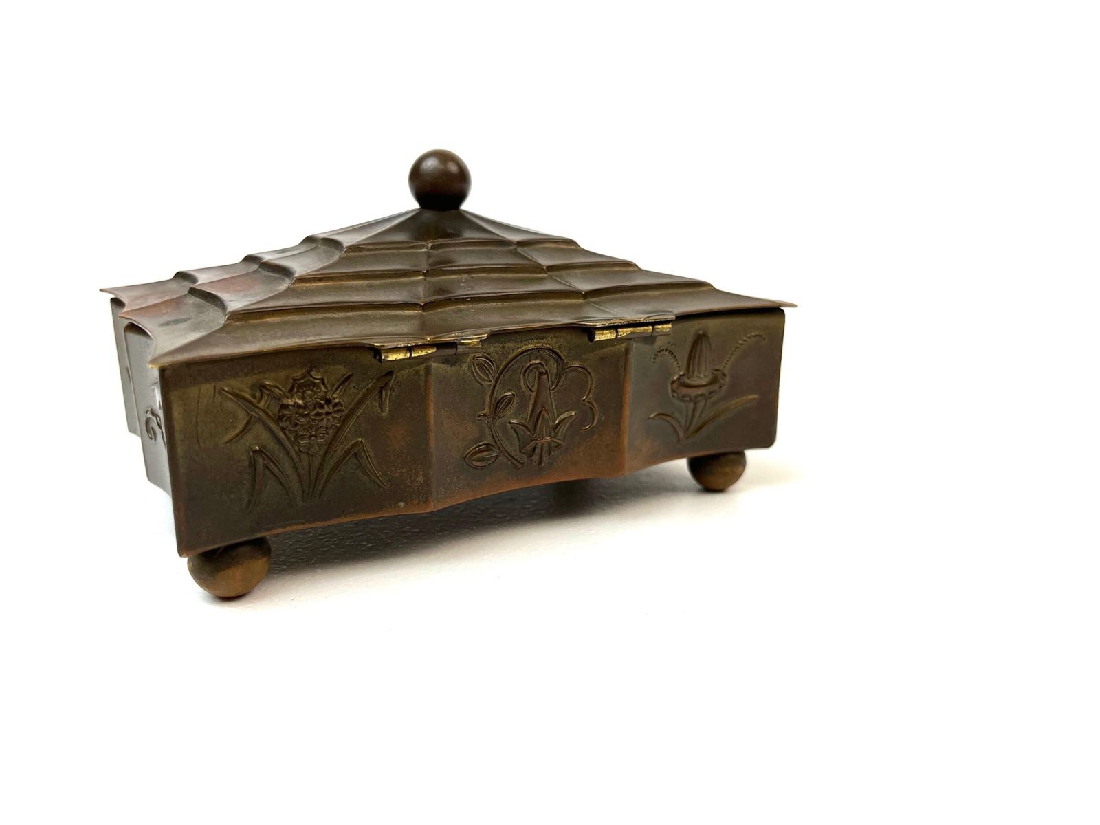 Boîte à bijoux Art déco Bauhaus Sécession viennoise, par Dagobert Peche pour Wiener Werkstätte photo buy