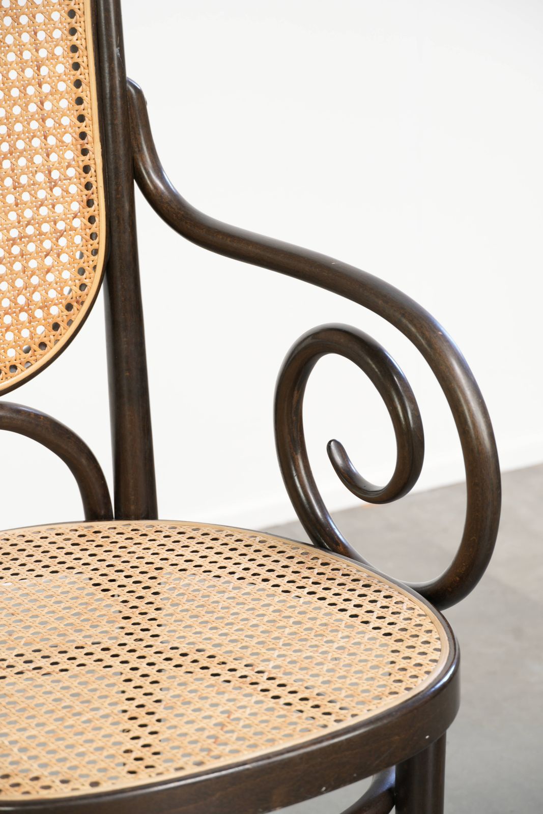 Set Of 2 Original Vintage Thonet Design Chairs, Model Long John, With Armrests, A High Back, Webbing Seat And Backrest, And An Elegantly Curved Wooden photo vintage