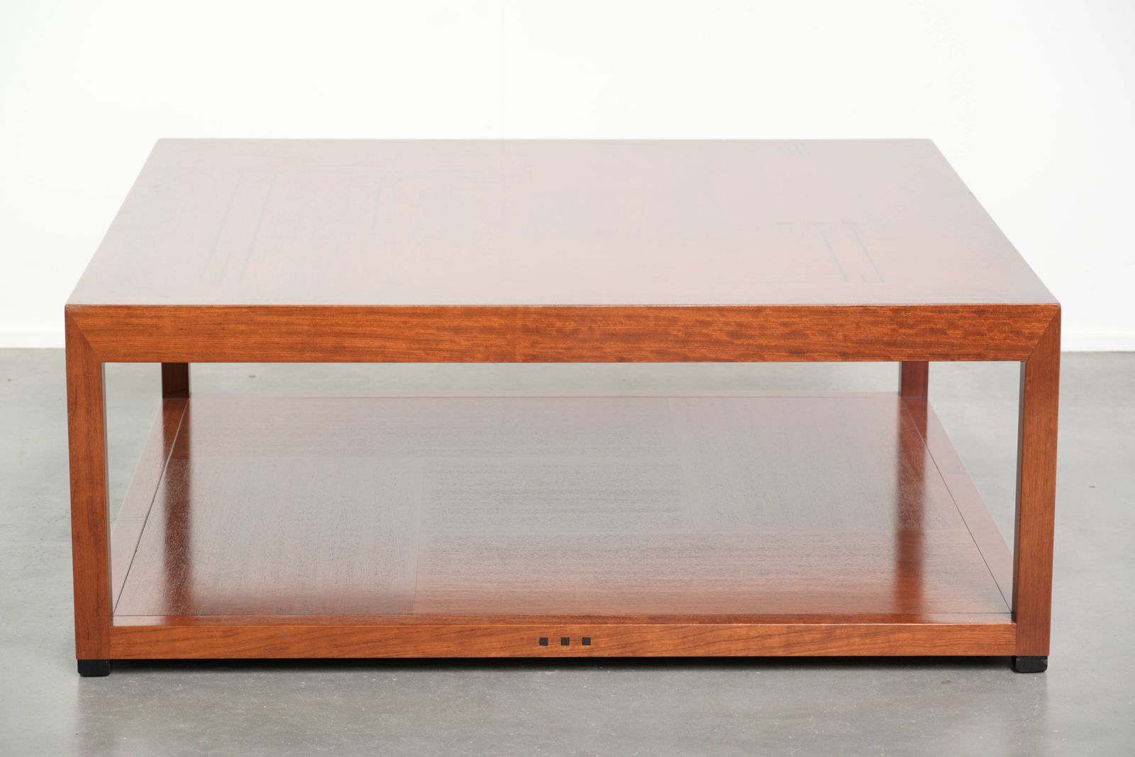 Large Square Art Deco Coffee Table In Good Condition And Rare photo Furniture