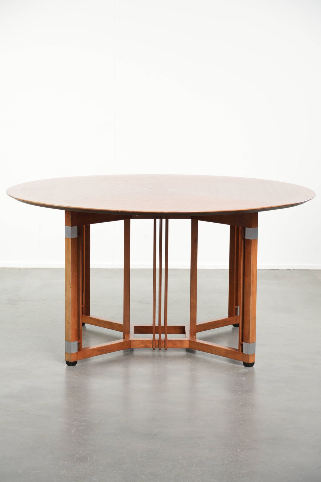 Ronde Art Deco Design Eettafel voor 4 Personen photo for sale