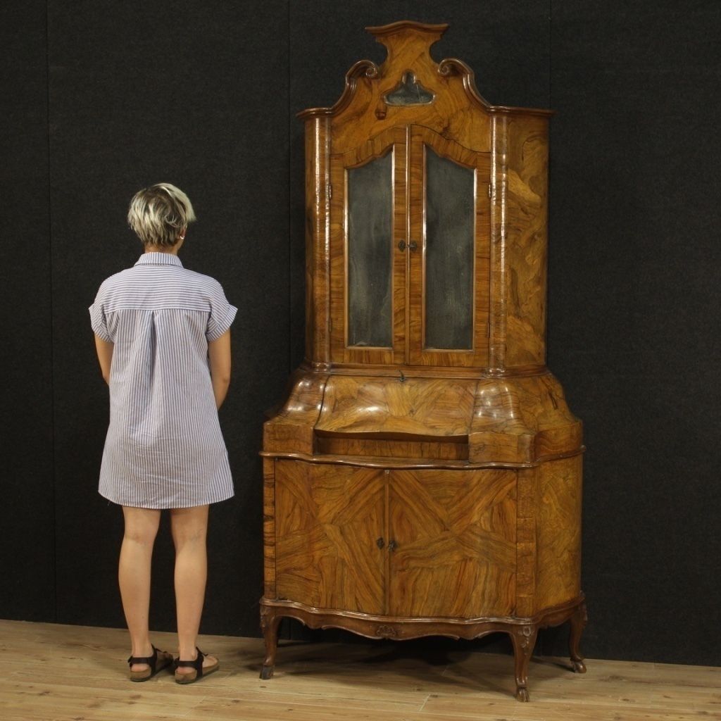 photo furniture Venetian Trumeau In Walnut, Olive, Burl And Beech