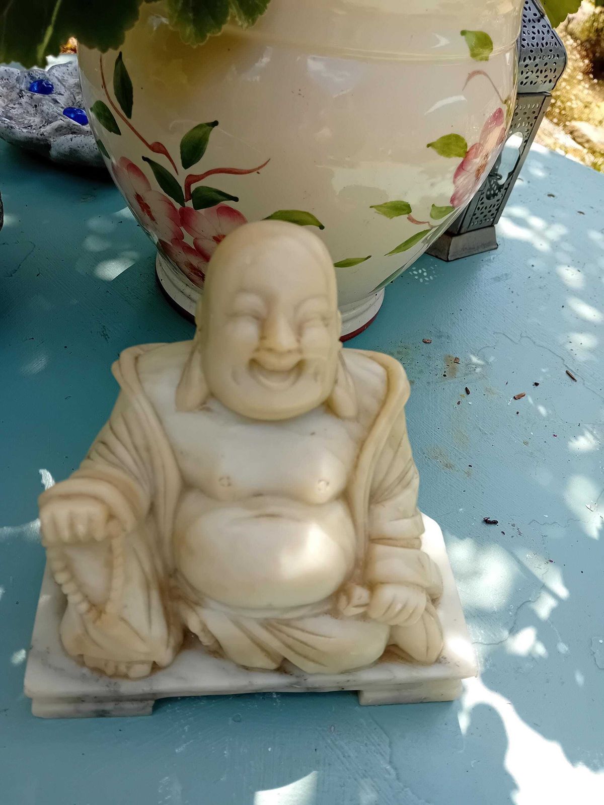 Statue vintage de Bouddha rieur en stéatite photo furniture