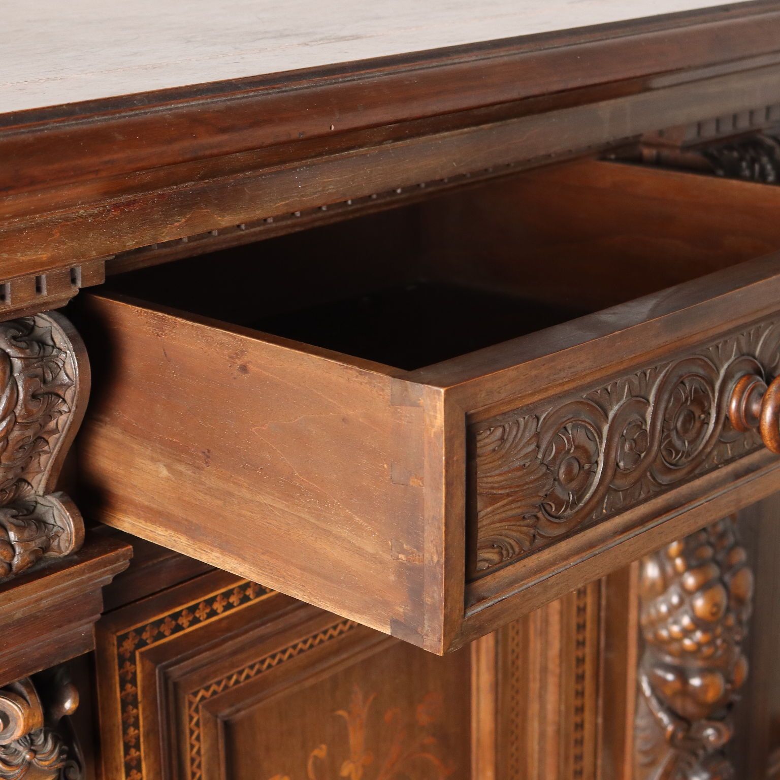 Cupboard Neo Renaissance Style Carved Wood XX Century photo vinterior