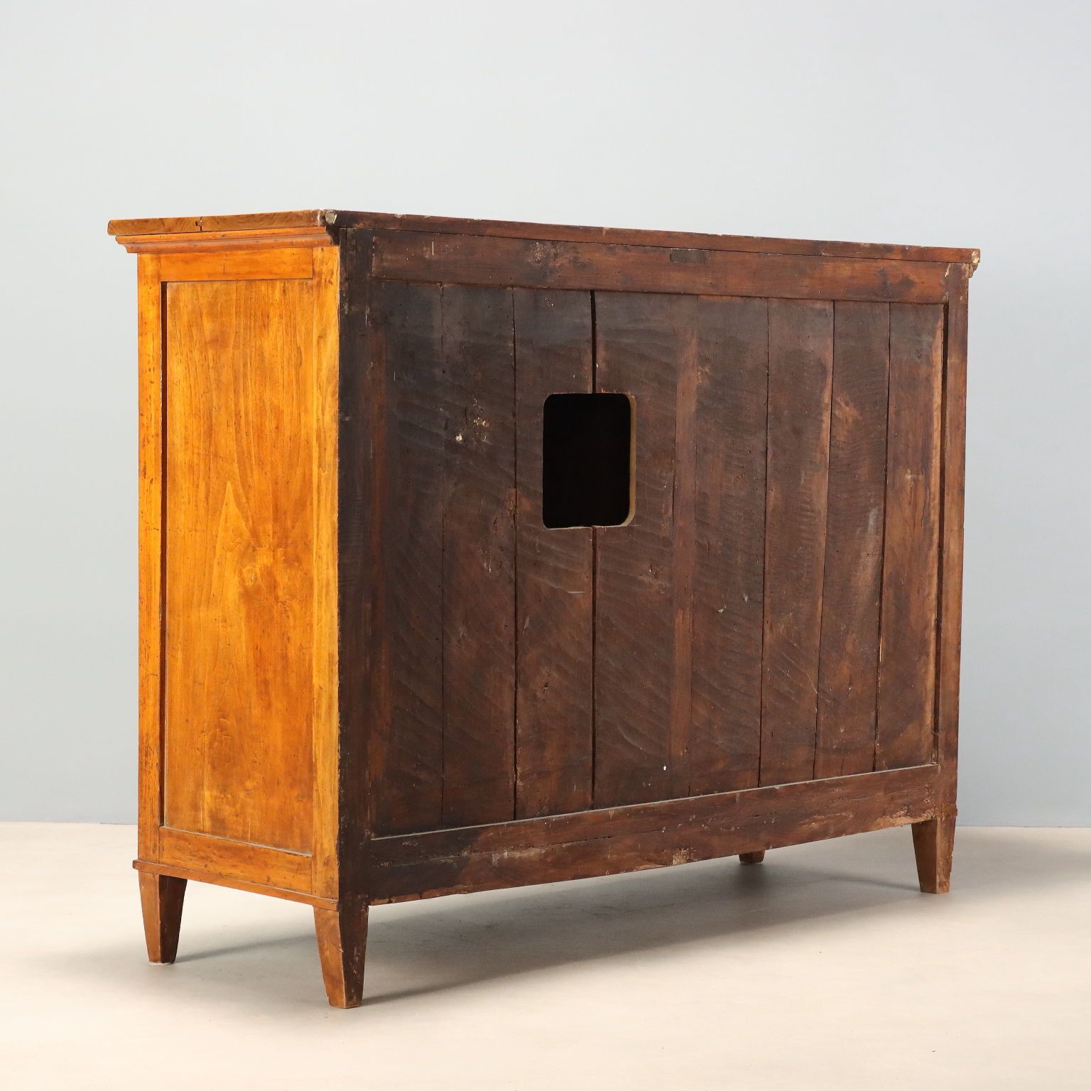 photo furniture Antiek Kastje Directoire Walnoot Geschilderd Populier XIX Eeuw