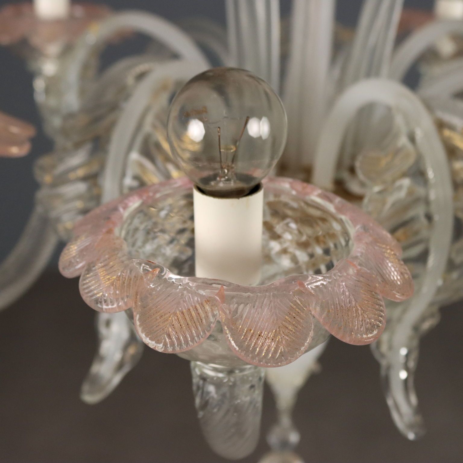 photo for sale Antieke Venetiaanse Kroonluchter Murano Glas Italië 19e Eeuw
