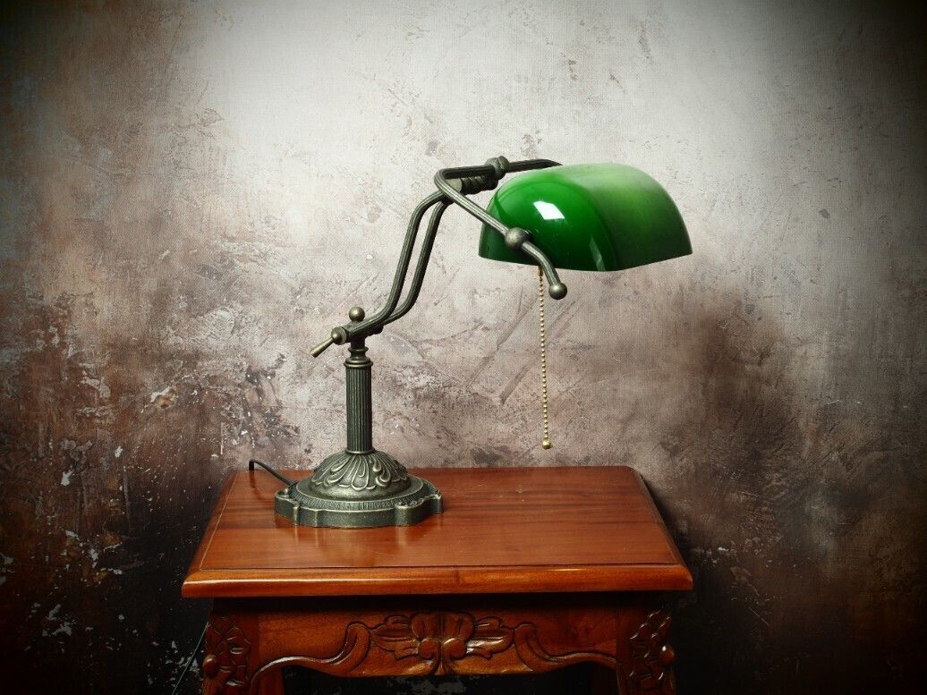 Vintage Messing Banker's Lamp met Groene Glazen Kap - 45cm photo Verlichting
