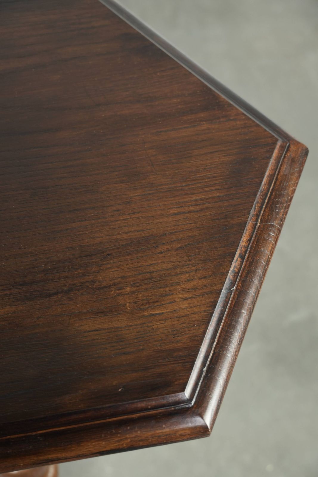 Elegant Antique Tall Oak Plant/Side Table With Beautiful Wood Carving And A Turned Leg photo vinterior
