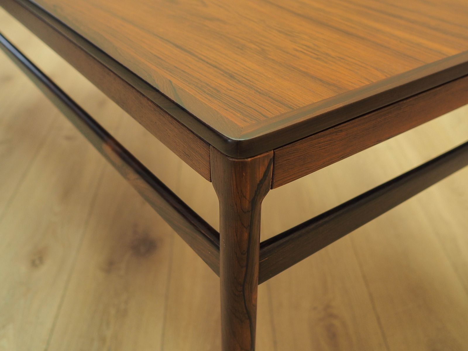 photo for sale Deense salontafel, jaren 1970, Mid-Century Modern