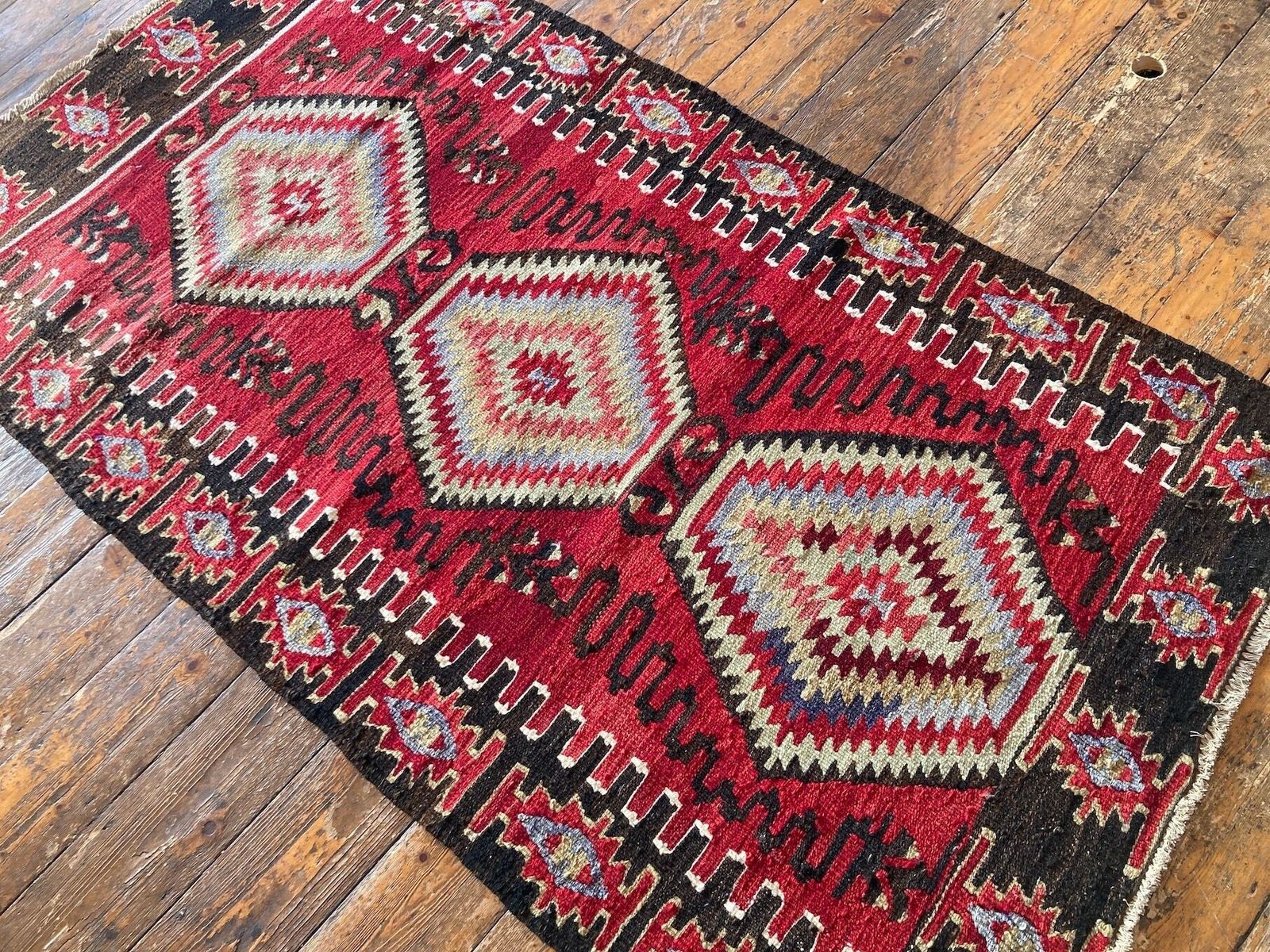 Vintage Anatolian Kilim 1.78m X 0.95m photo vinterior