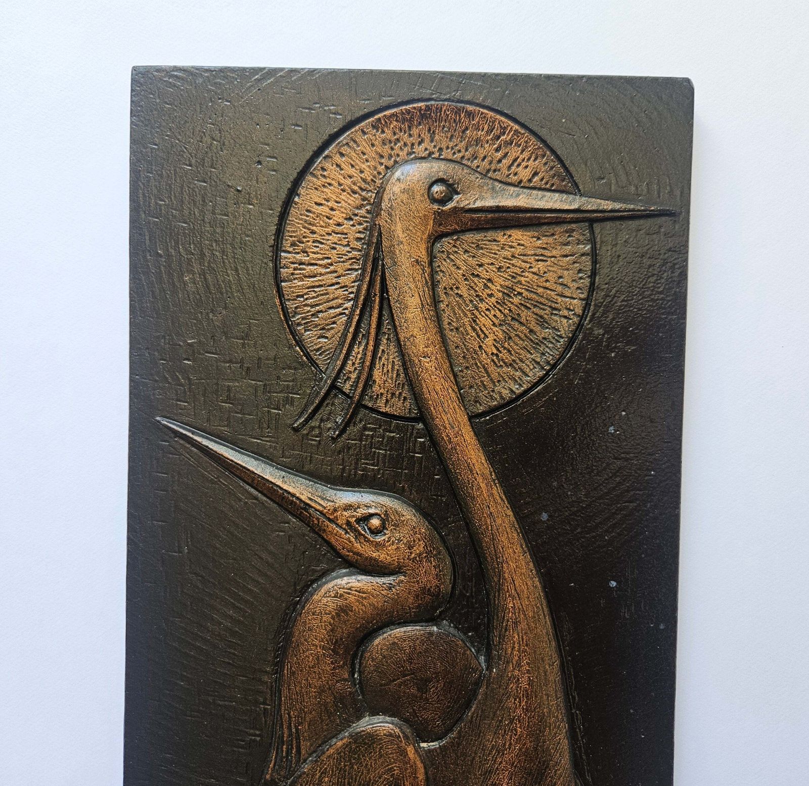 Kunst Zeldzaam houten wandreliëf met reigers, ca. jaren 1960 photo