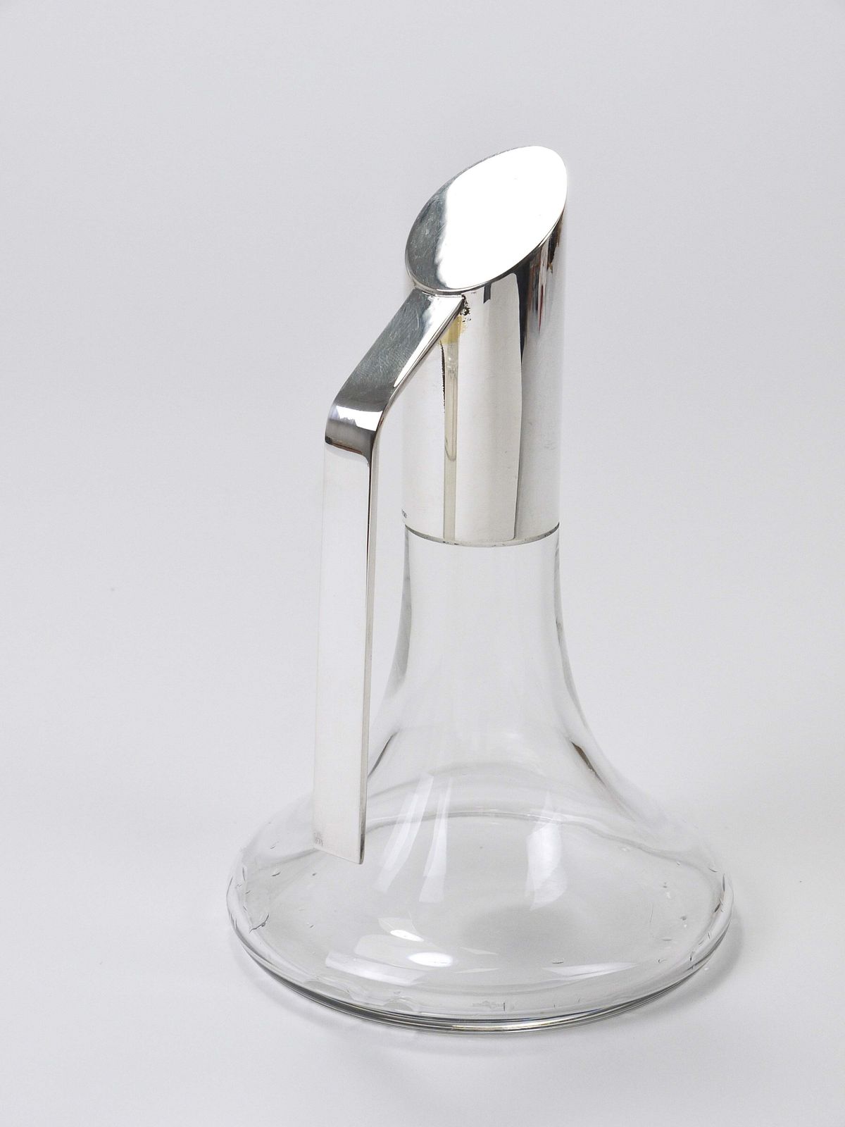 Riedel Mesa Elegante Zilveren Kristallen Karaf, Decanteerkaraf, Kan, Italië, jaren 1980 photo for sale