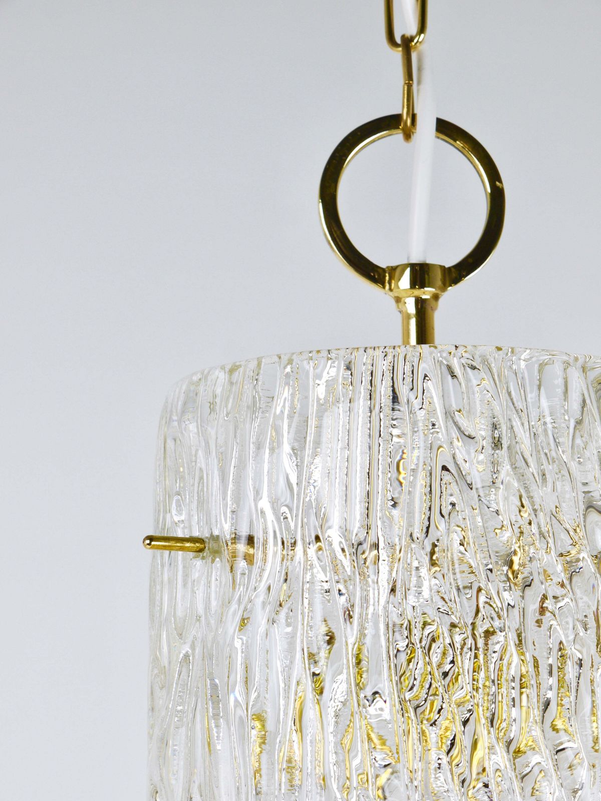 J.T. Kalmar Vienna Mid-Century Getextureerd Glas Buis Messing Hanglamp, Oostenrijk photo for sale