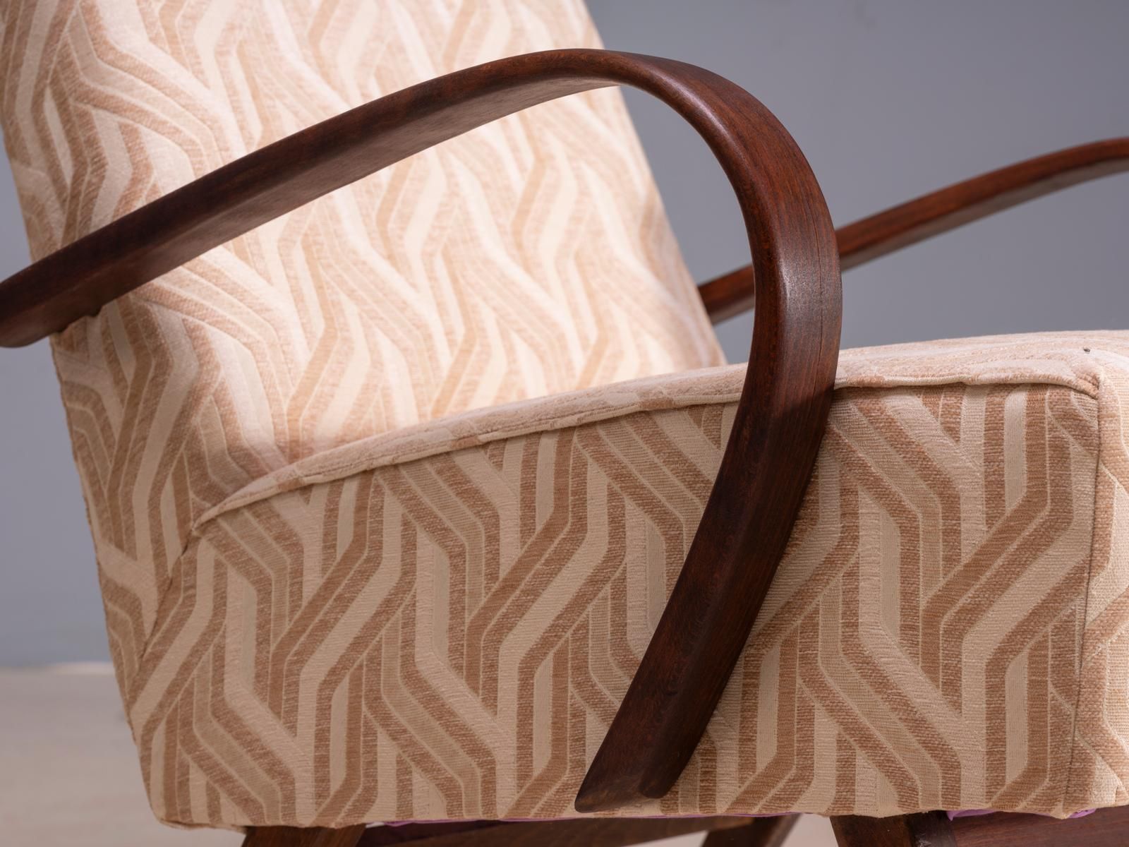 Restored Bentwood Armchairs By Jaroslav šmídek, Pair, Czechoslovakia, New Beige Patterned Upholstery, 61 × 82 × 81 Cm photo 1789.0