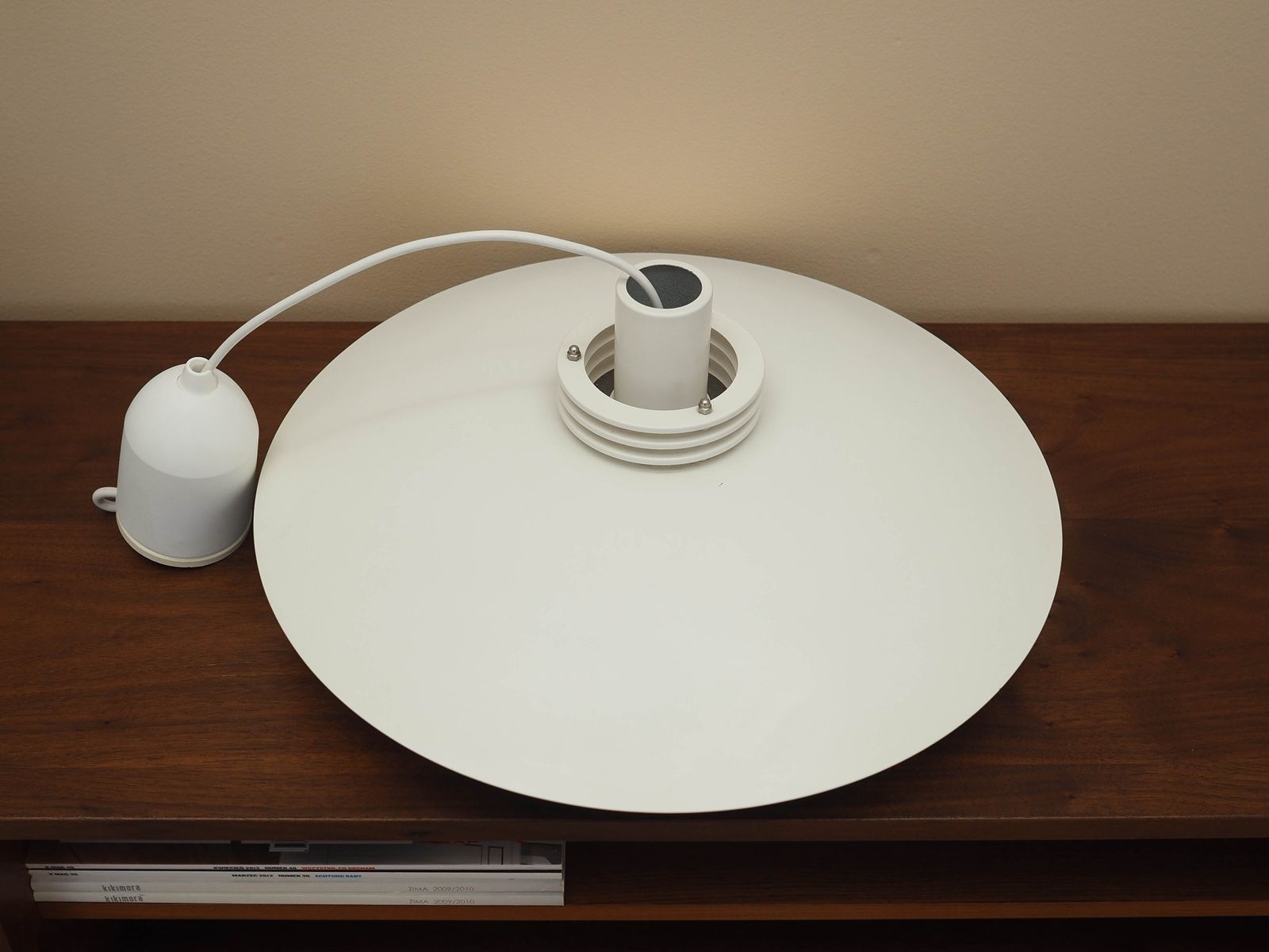 photo buy Lyfa hanglamp met verstelbare ophanglengte, Deens design ca. jaren 1970, witte metalen kap