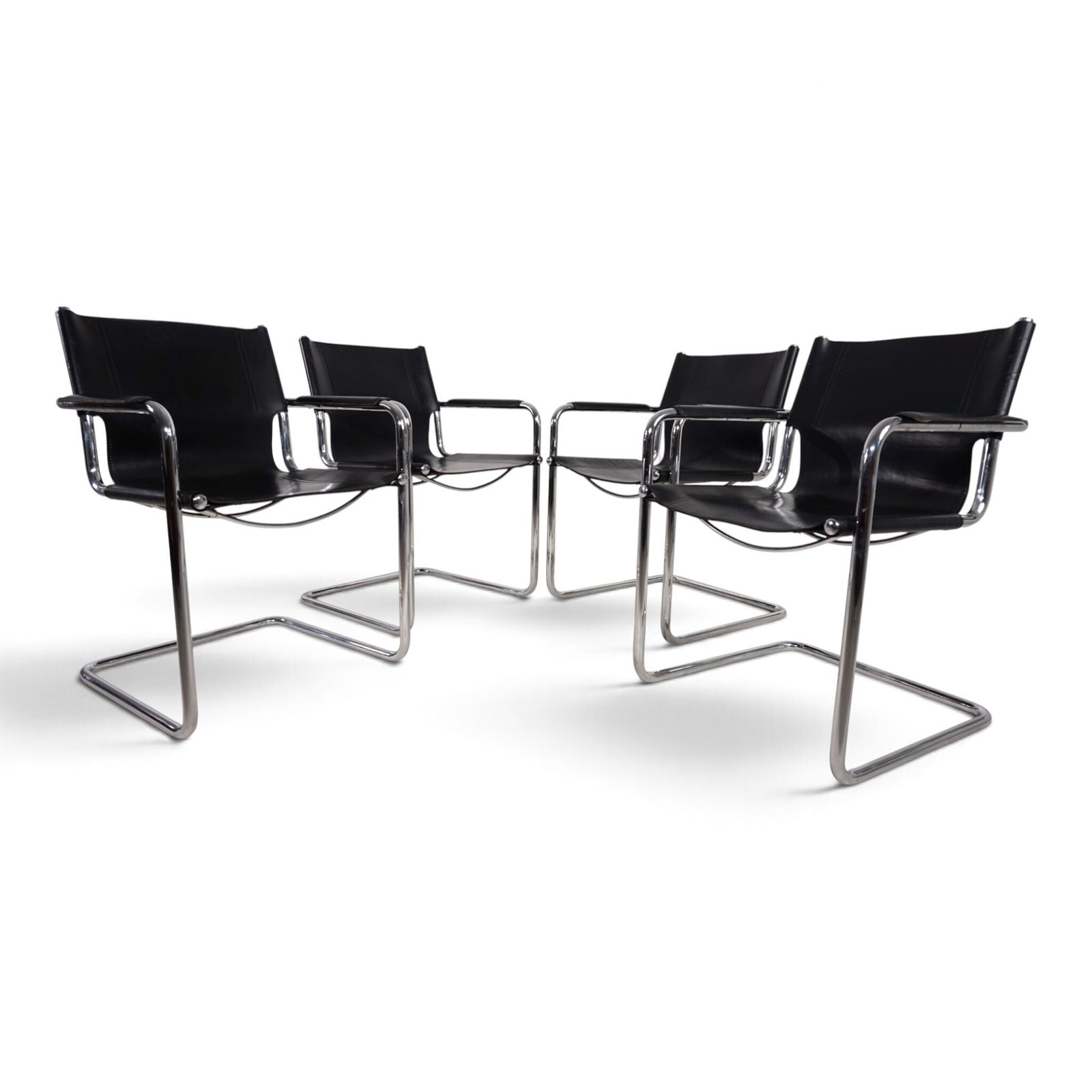 photo for sale Matteo Grassi Visitor Chair, set van 4, leer/chroom cantilever stoelen, 1970