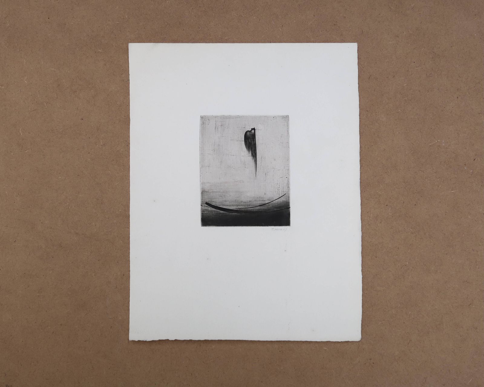 Minimalistisch abstract gravure in zwart-wit van Terry Haass, ca. jaren 1960.