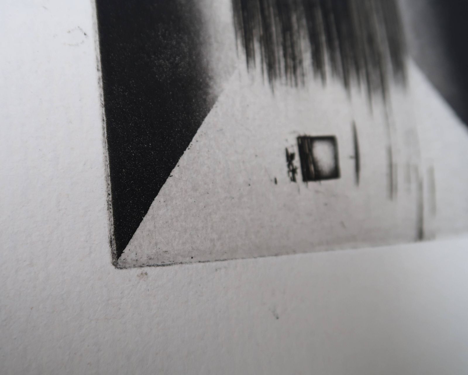 Minimalistisch abstract gravure in zwart-wit van Terry Haass, ca. jaren 1960. photo for sale