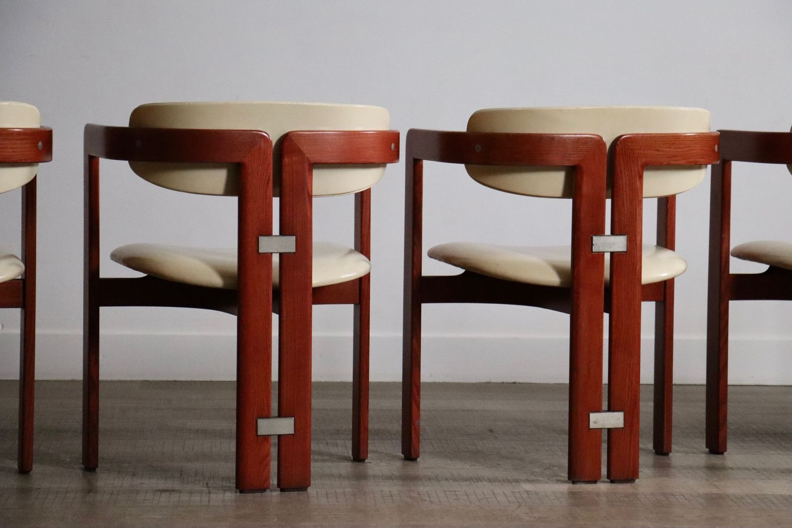 photo buy Set van 6 Augusto Savini Pamplona stoelen voor Pozzi, Italië, 1965