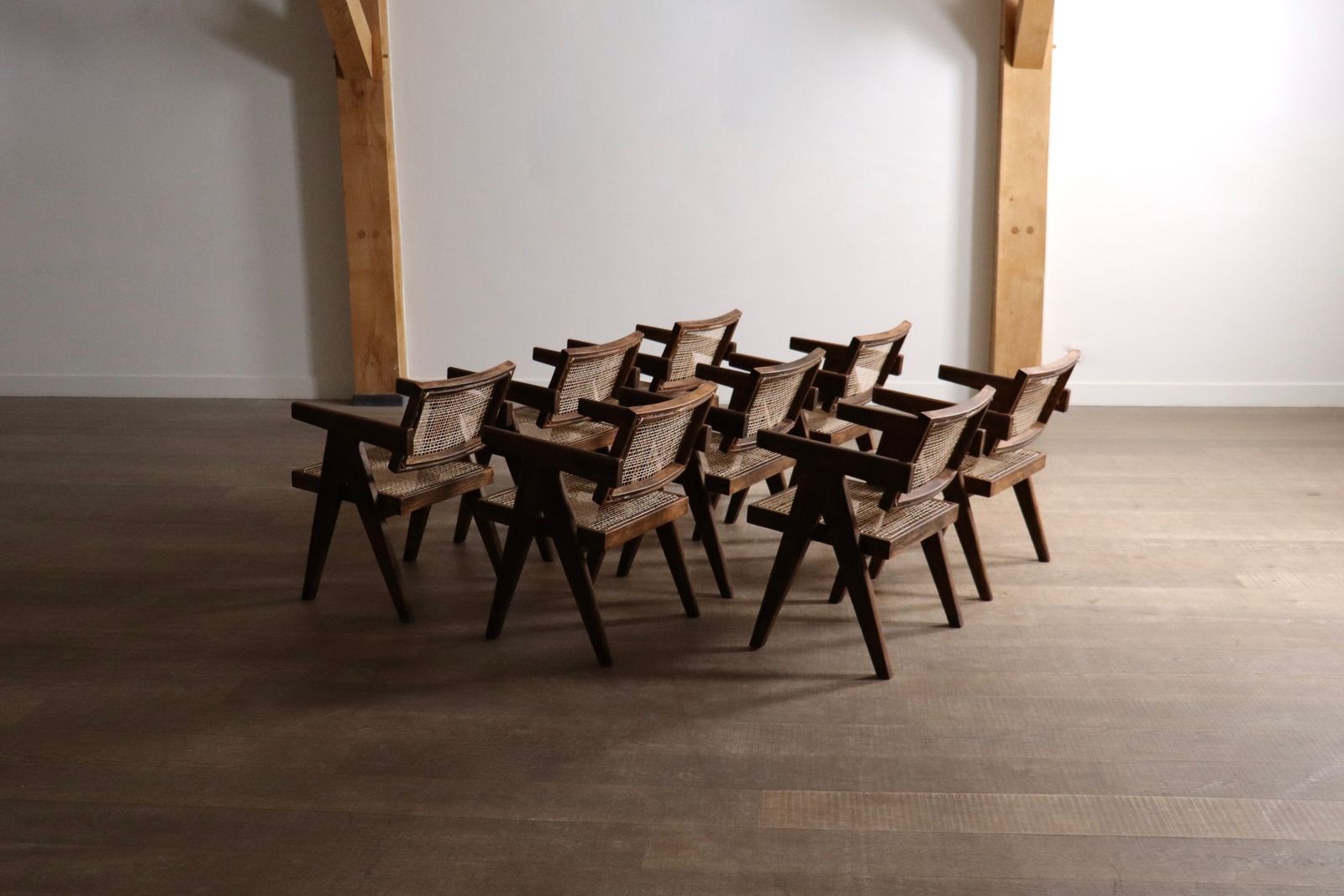 Set van 8 Pierre Jeanneret Office Cane Chairs, India ca. jaren 1950 photo Meubels