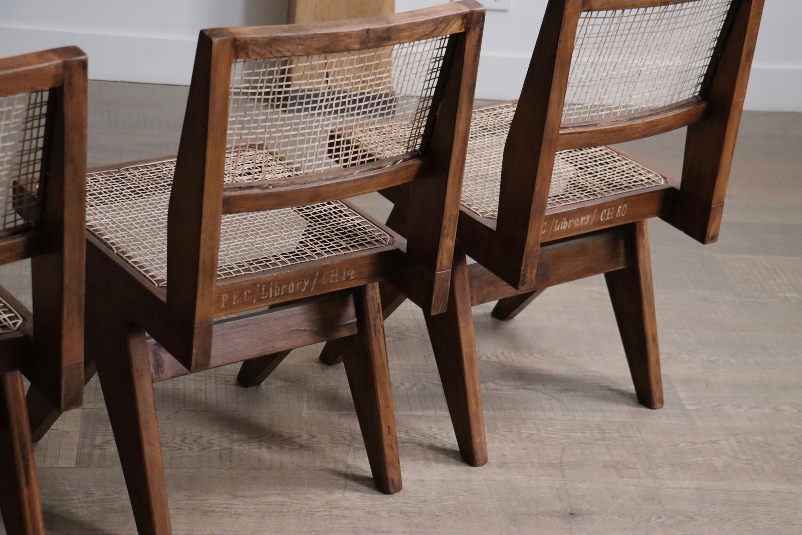 photo for sale Set Of 8 Pierre Jeanneret Pj Si 25 A Armless Chairs, Chandigarh, 1958 1959