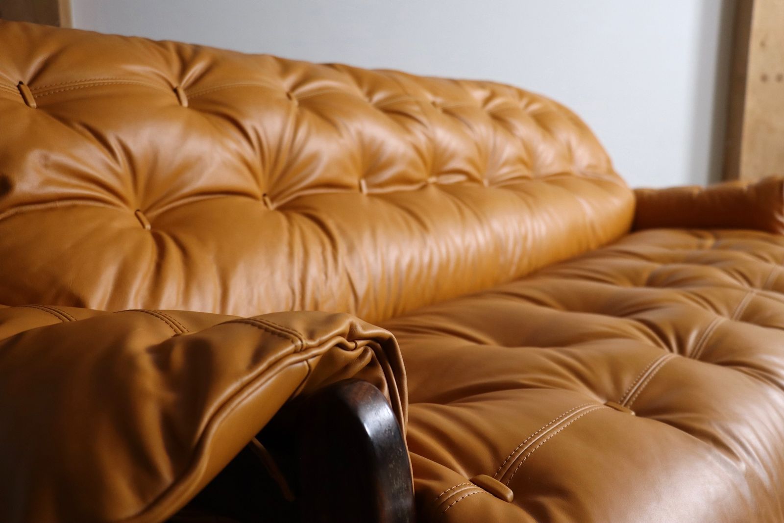 Jean Gillon Rodeio Sofa voor Italma Wood Art, Brazilië, 1965 photo Meubels