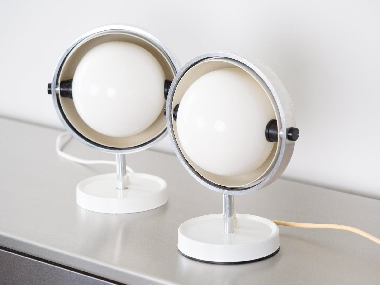 Lampes de table Moonlight par Flemming Brylle, années 1960, lot de 2 photo Luminaires
