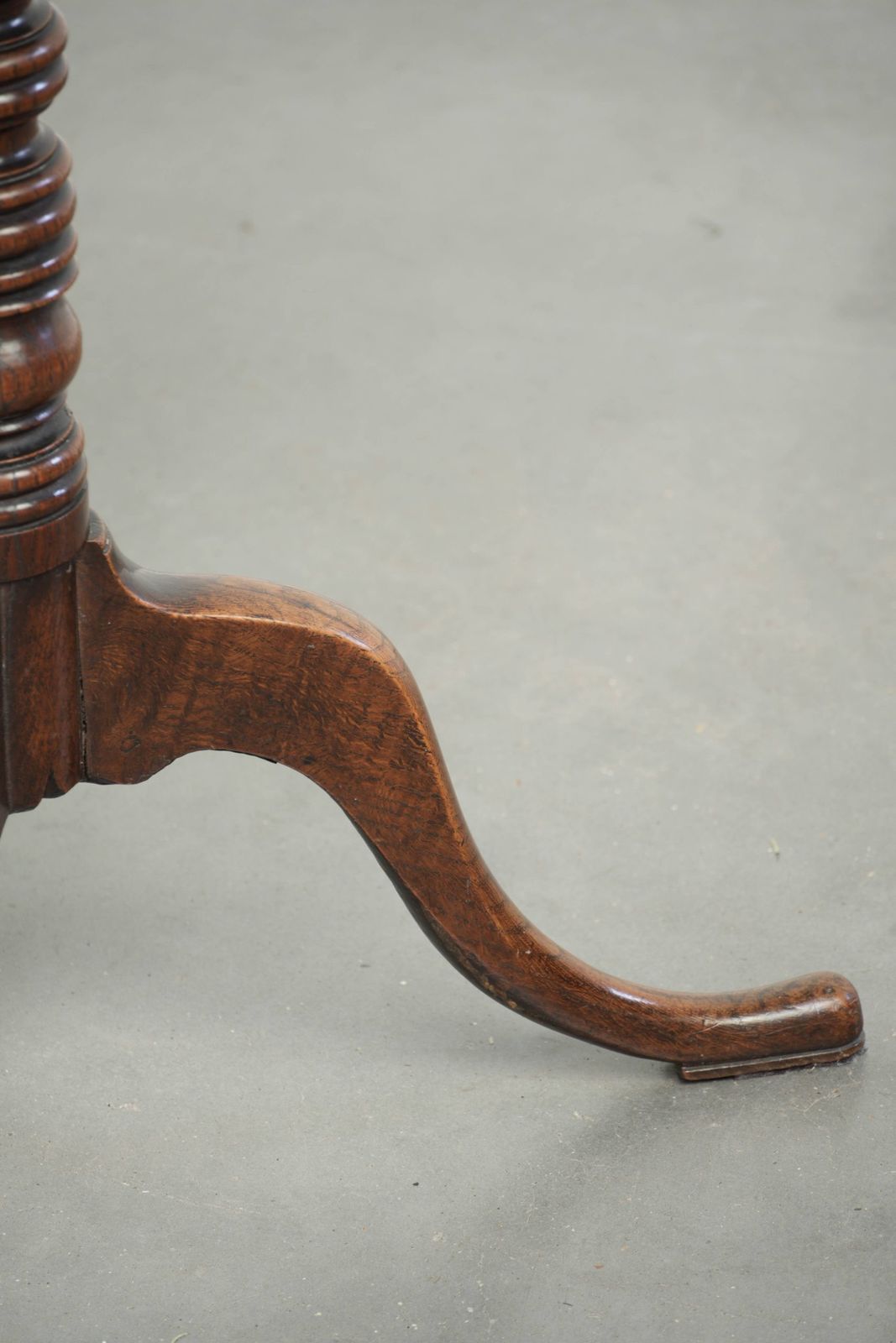 photo buy Antiek Engelse eiken klaptafel, bijzettafel, begin 19e eeuw, unieke vierkante vorm