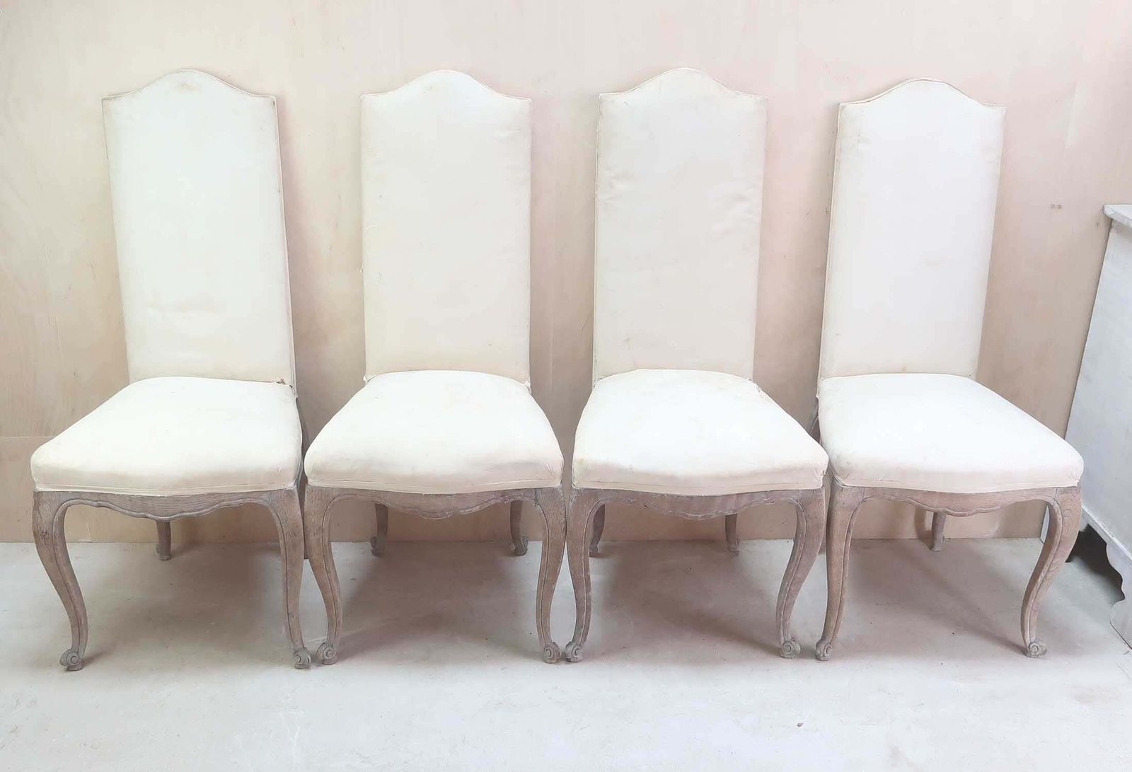 Set van 4 Franse antieke stoelen in Louis XV-stijl, 19e eeuw photo Meubels