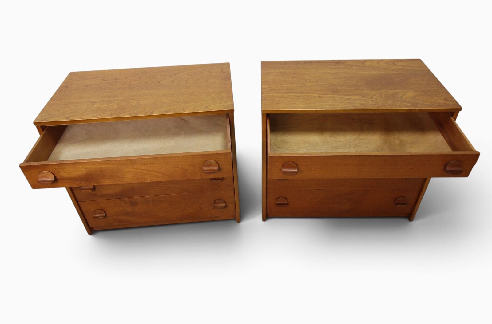 Pair Of Stag Cantata Teak Chest Of Drawers   John & Sylvia Reid, 1960s photo vinterior